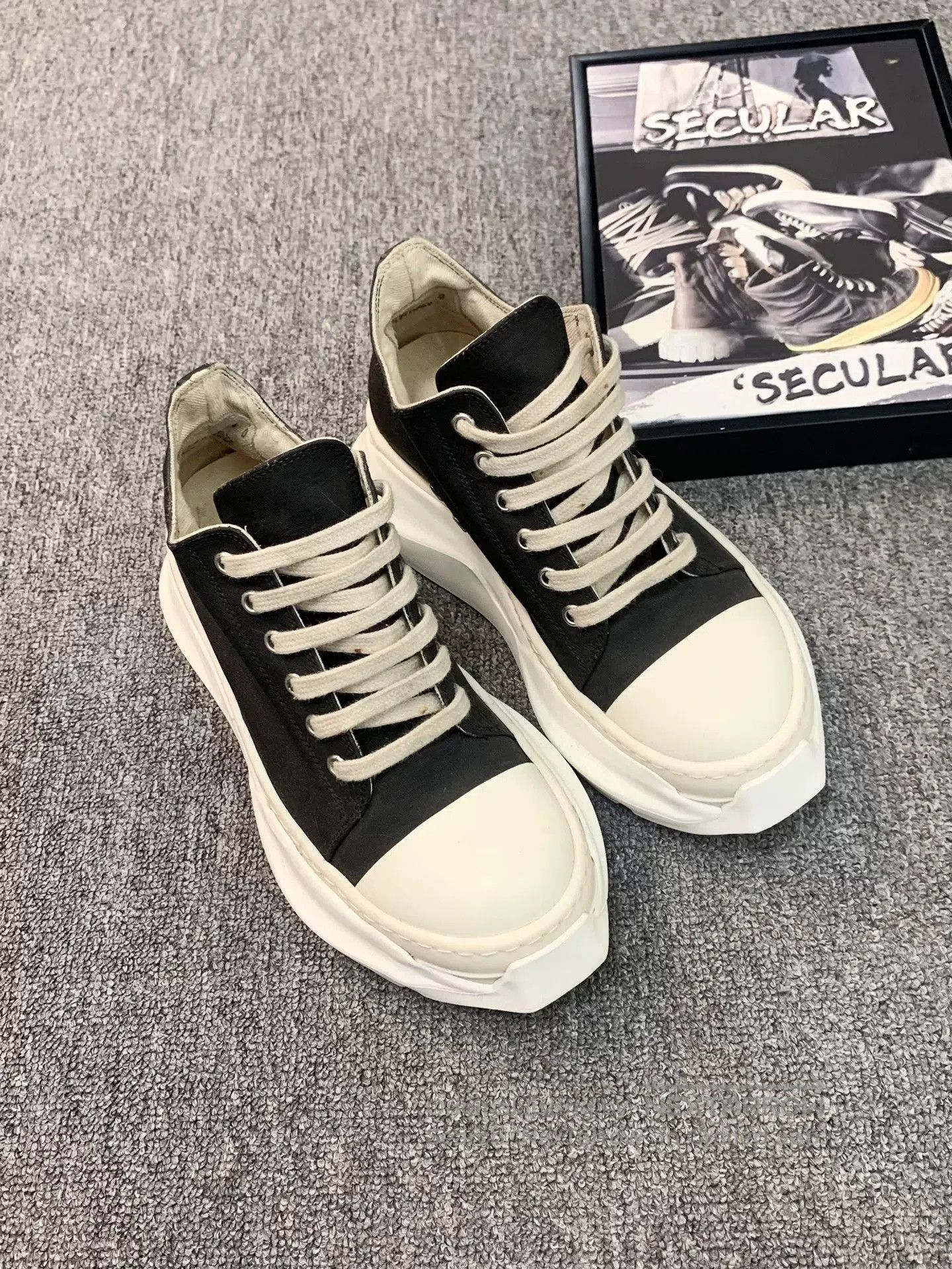Rick Owens Rick Owens Thick Sole Low. Size US 5 / IT 35 - 1 Thumbnail