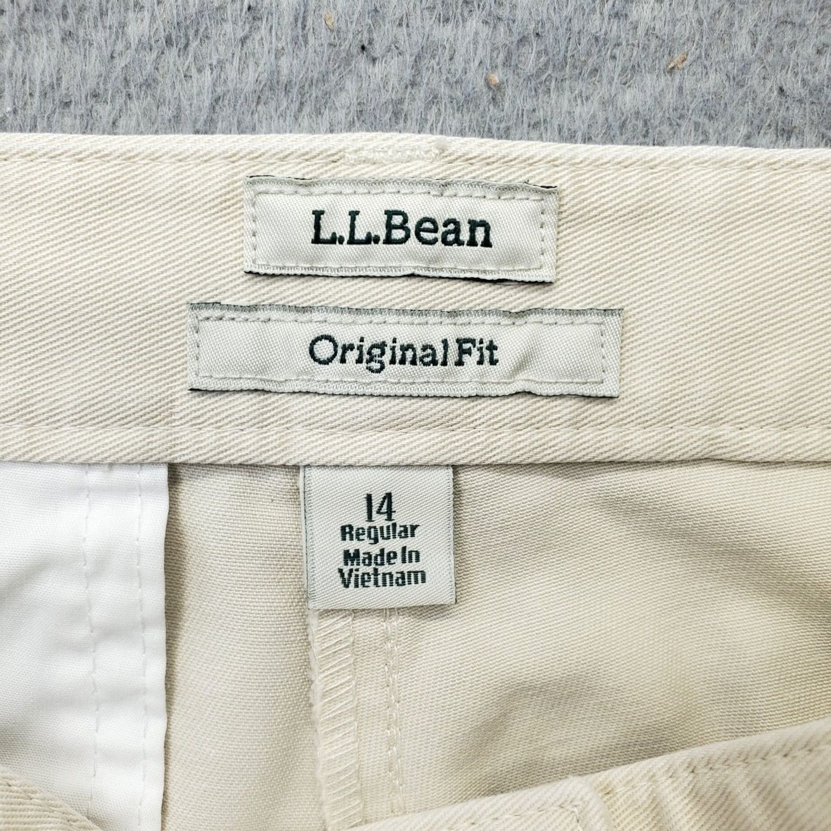 Vintage L.L. Bean Chino Shorts Womens 14R Tan Original Fit Outdoor Summer 8.75" Inseam Size 36" / US 14 / IT 50 - 6 Thumbnail