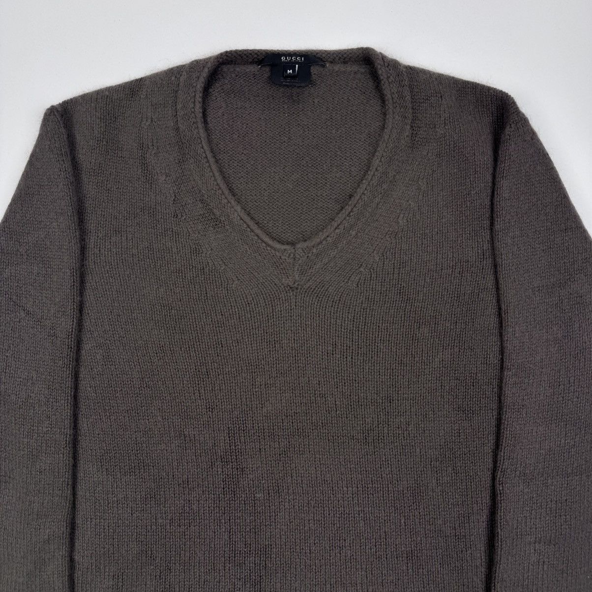 Gucci Gucci By Tom Ford Brown Angorra/Silk Knit V-Neck Pullover Size US M / EU 48-50 / 2 - 2 Thumbnail