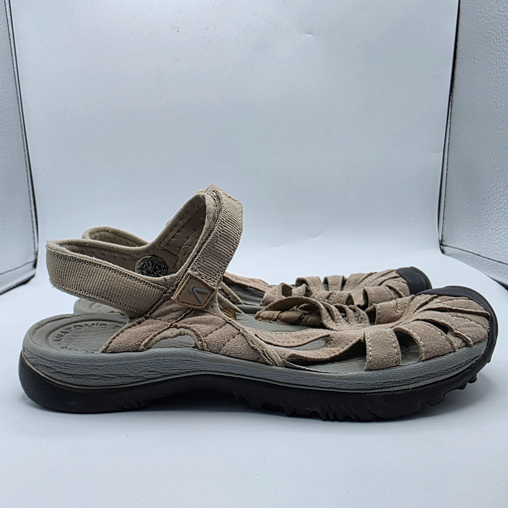 KEEN Keen Rose Womens 7.5 Beige Closed Toe Sandals Beach Outdoors Size US 7.5 / IT 37.5 - 12 Thumbnail