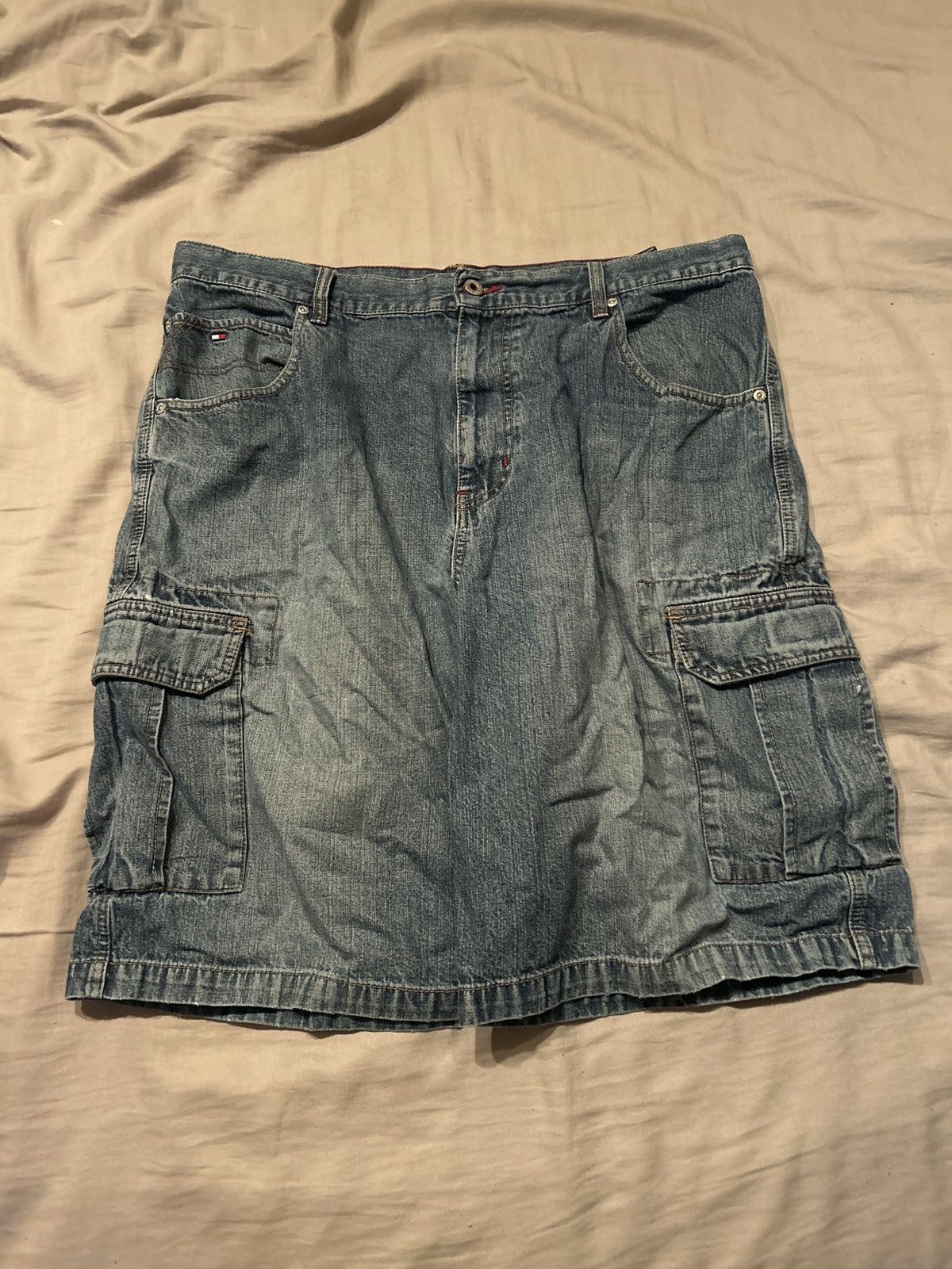 Tommy Hilfiger Vintage Tommy Hilfiger Jorts Size US 38 / EU 54 - 1 Thumbnail