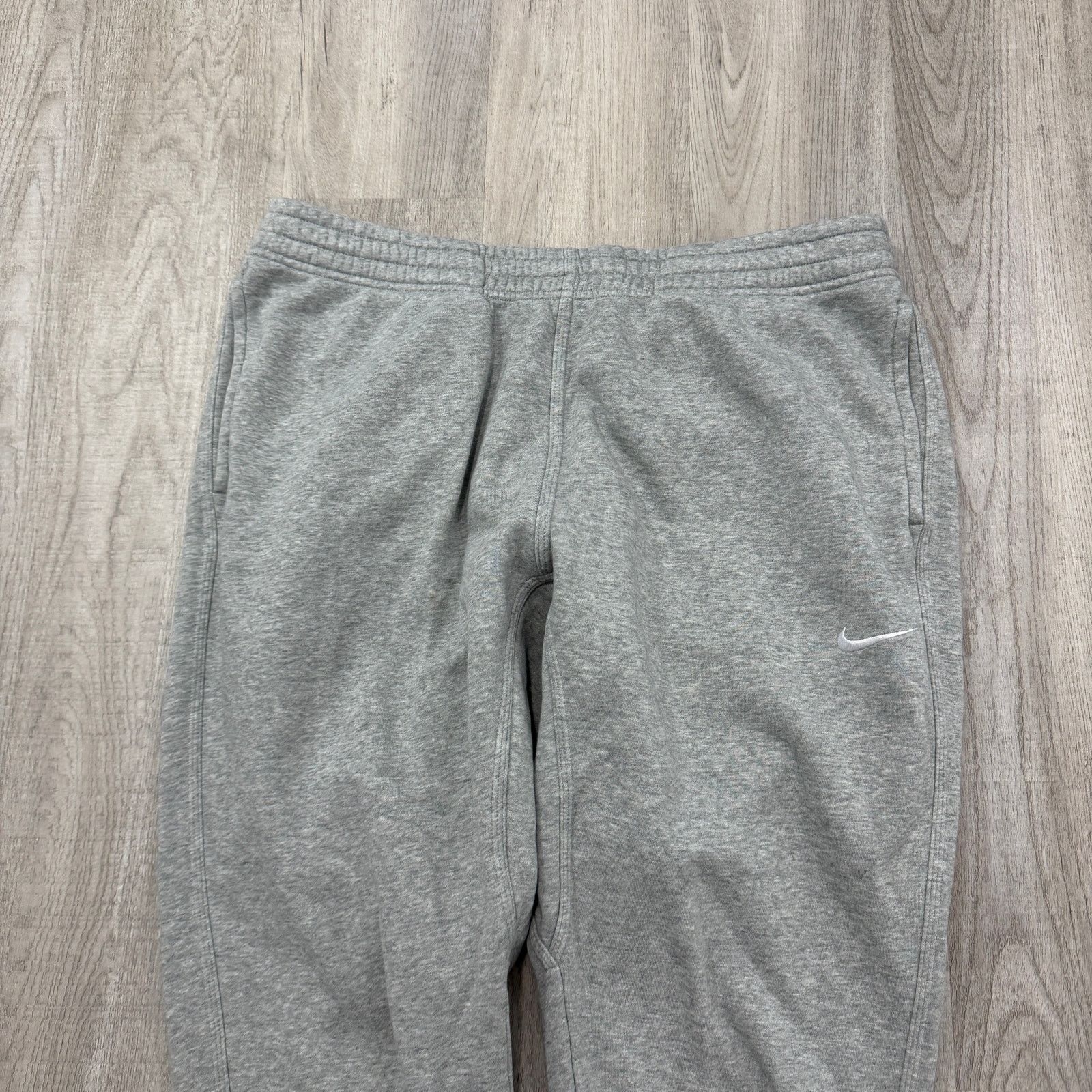 Nike Nike Club Fleece Jogger Sweatpants Men's 2XL Heather Grey Size US 40 / EU 56 - 2 Thumbnail