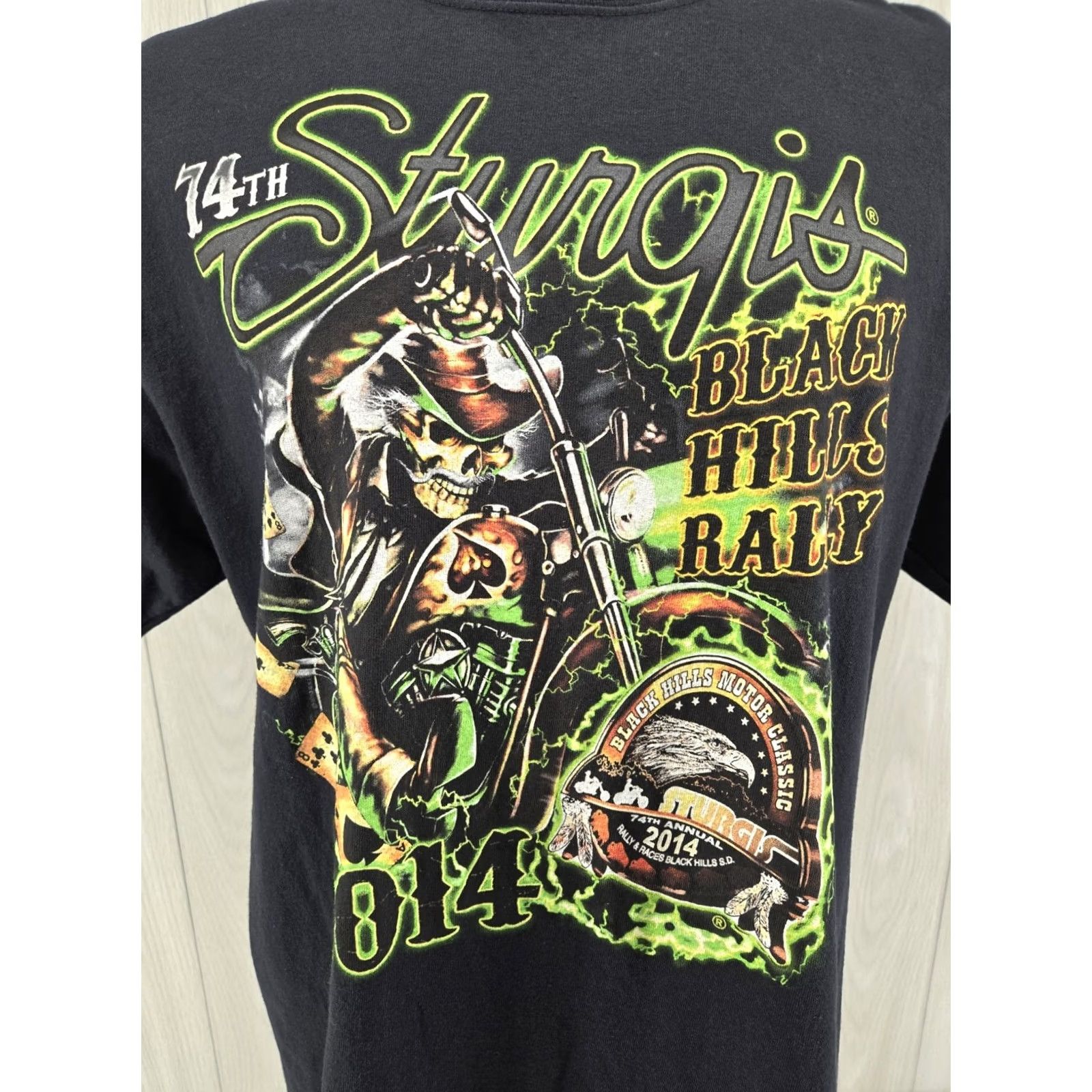 Anvil VINTAGE 2014 Sturgis Black Hill Rally Skull Biker Shirt Mens XL Short Sleeve Crew Neck 100% Cotton Anvil Graphic Tee Black Size US XL / EU 56 / 4 - 3 Thumbnail