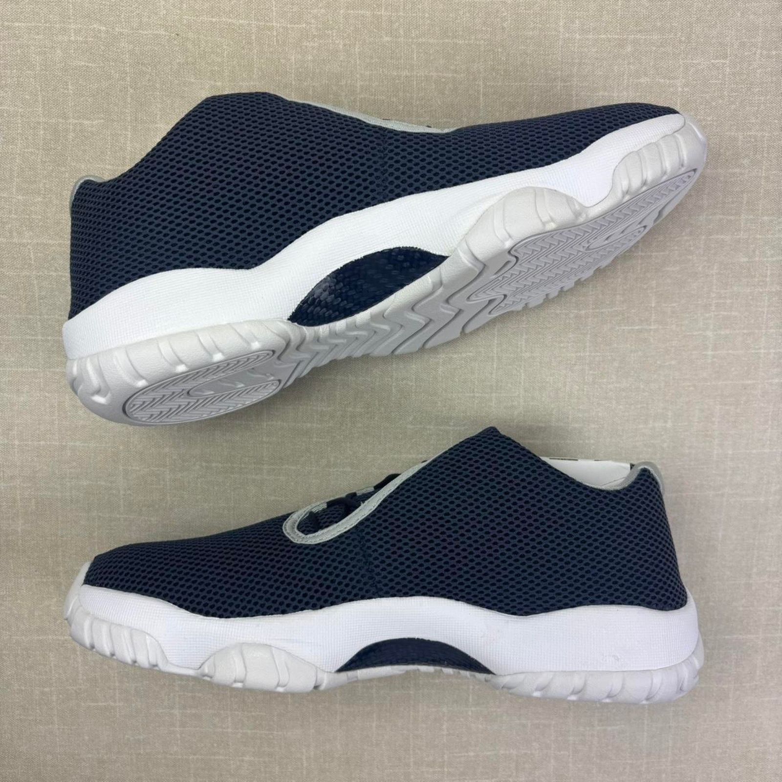 Jordan Brand 🧵 Jordan Future “Midnight Navy” 9M Size US 9 / EU 42 - 4 Thumbnail