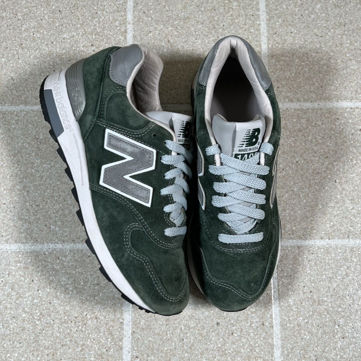 New Balance New Balance 1400 Size 5.5 Made USA Green Suede Sneaker Size US 5.5 / EU 38 - 1 Thumbnail