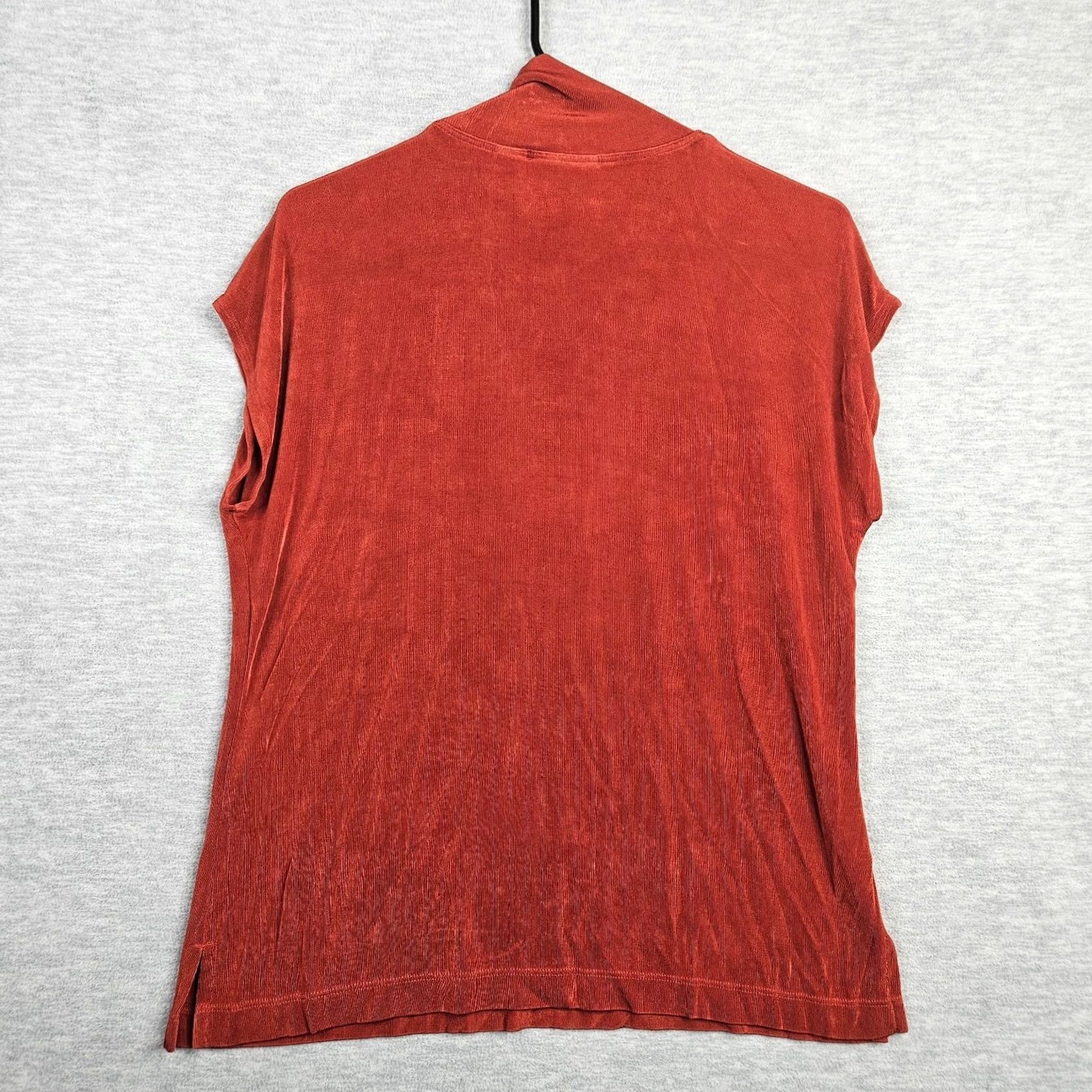 Vintage Chico's Women's Cap Sleeve Knit Turtle Neck Top Sz 2 Red Regular Stretch Made in USA Size XS / US 0-2 / IT 36-38 - 2 Thumbnail