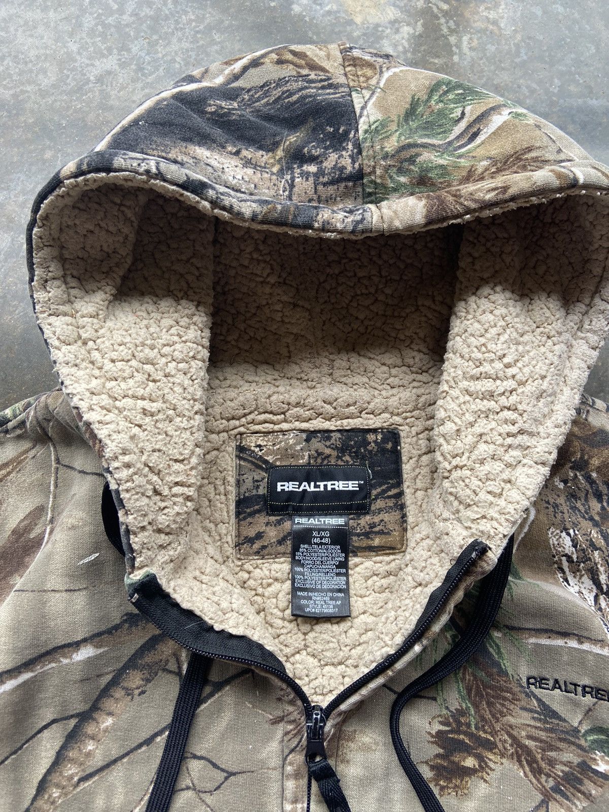 Carhartt × Realtree × Vintage Vintage Boxy Faded Sherpa Lined Camo Zip Up Hoodie Size US XL / EU 56 / 4 - 3 Thumbnail