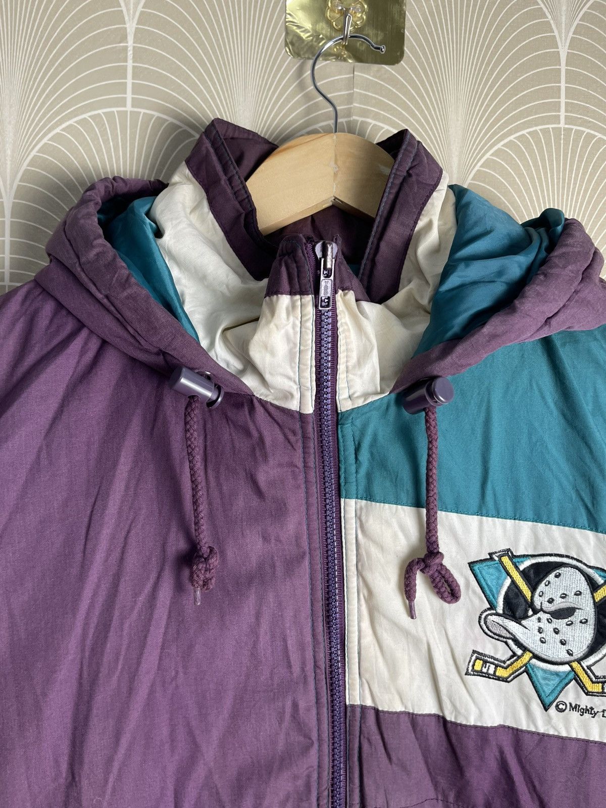 NHL 90s THE MIGHTY DUCKS HOODIE ZIPPER JACKET RARE Size US M / EU 48-50 / 2 - 6 Thumbnail