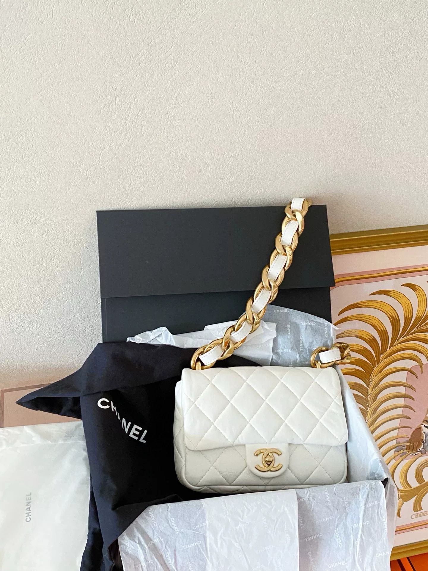 Chanel Pre-loved Bag Very good condition Size ONE SIZE - 1 Thumbnail