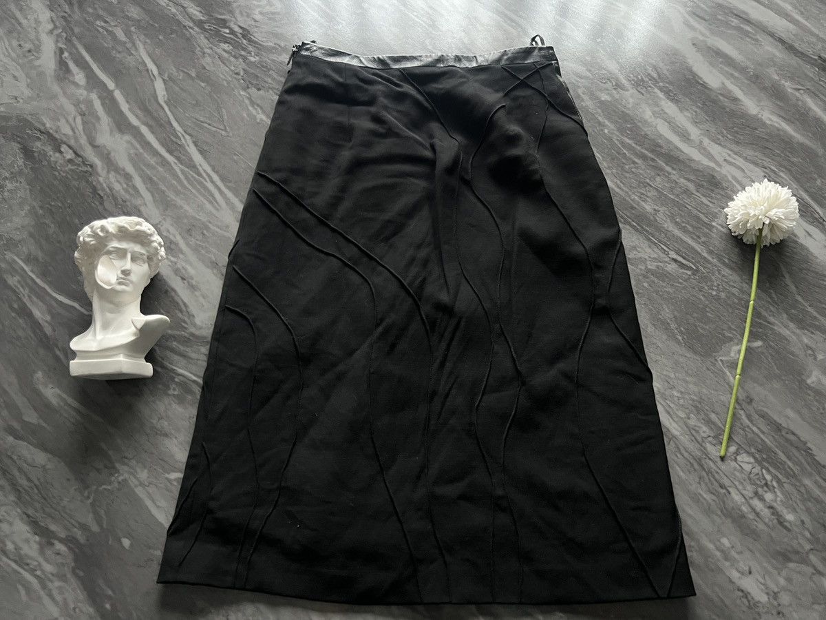 Versace Versus : Versace Midi Skirt Two Layer Wave Made In IT Size 25" / US 0 / IT 36 - 3 Thumbnail