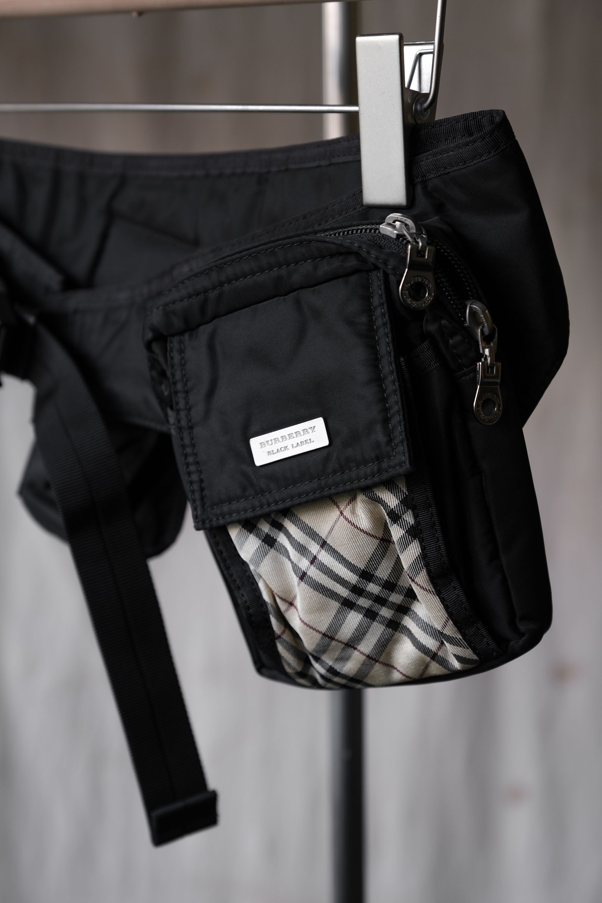 Burberry Burberry Black Label Vintage Waistpack Size ONE SIZE - 3 Thumbnail