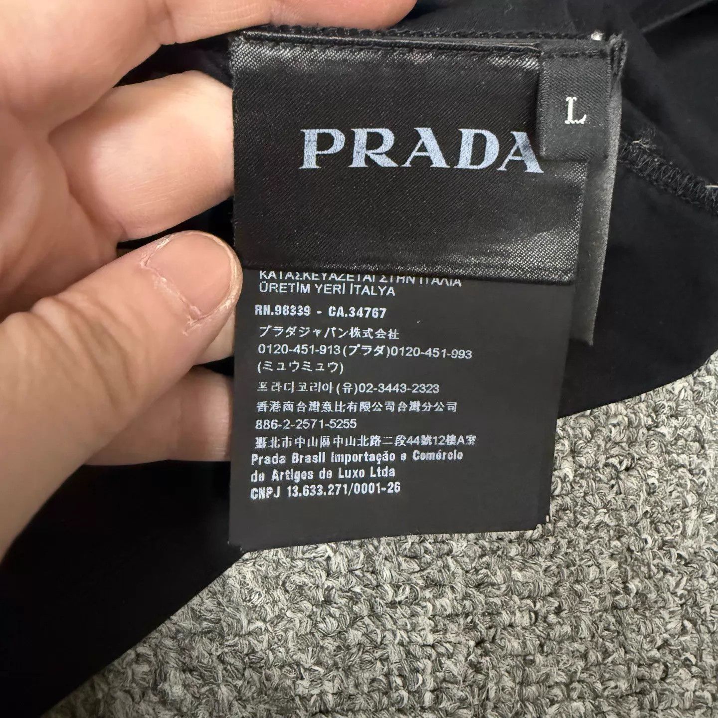 Prada Prada Black Embroidered Logo SS L 99 New Size US L / EU 52-54 / 3 - 4 Thumbnail