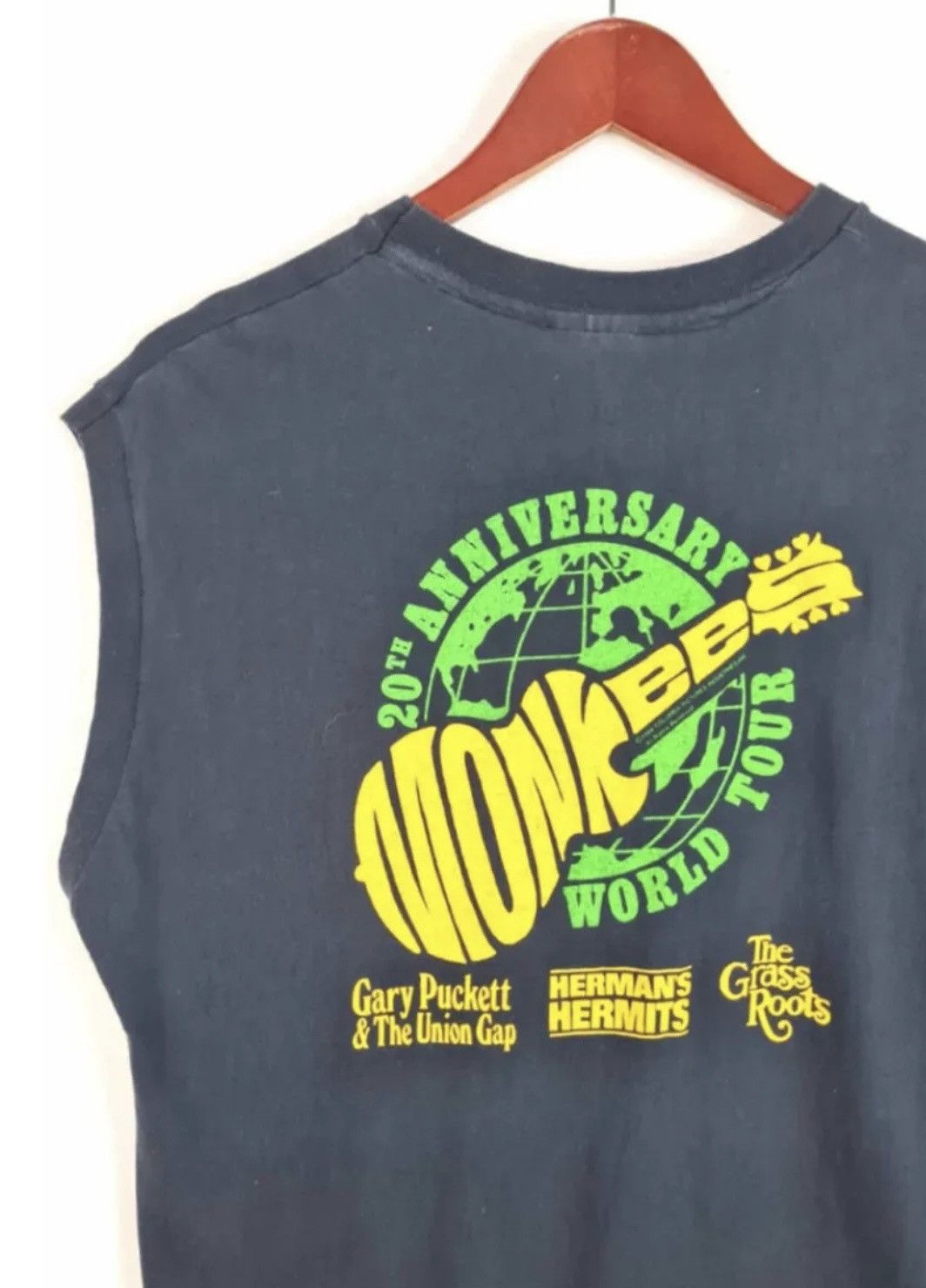 Vintage Hanes vintage monkees band 20th anniversary t shirt faded XL Size US XL / EU 56 / 4 - 6 Thumbnail
