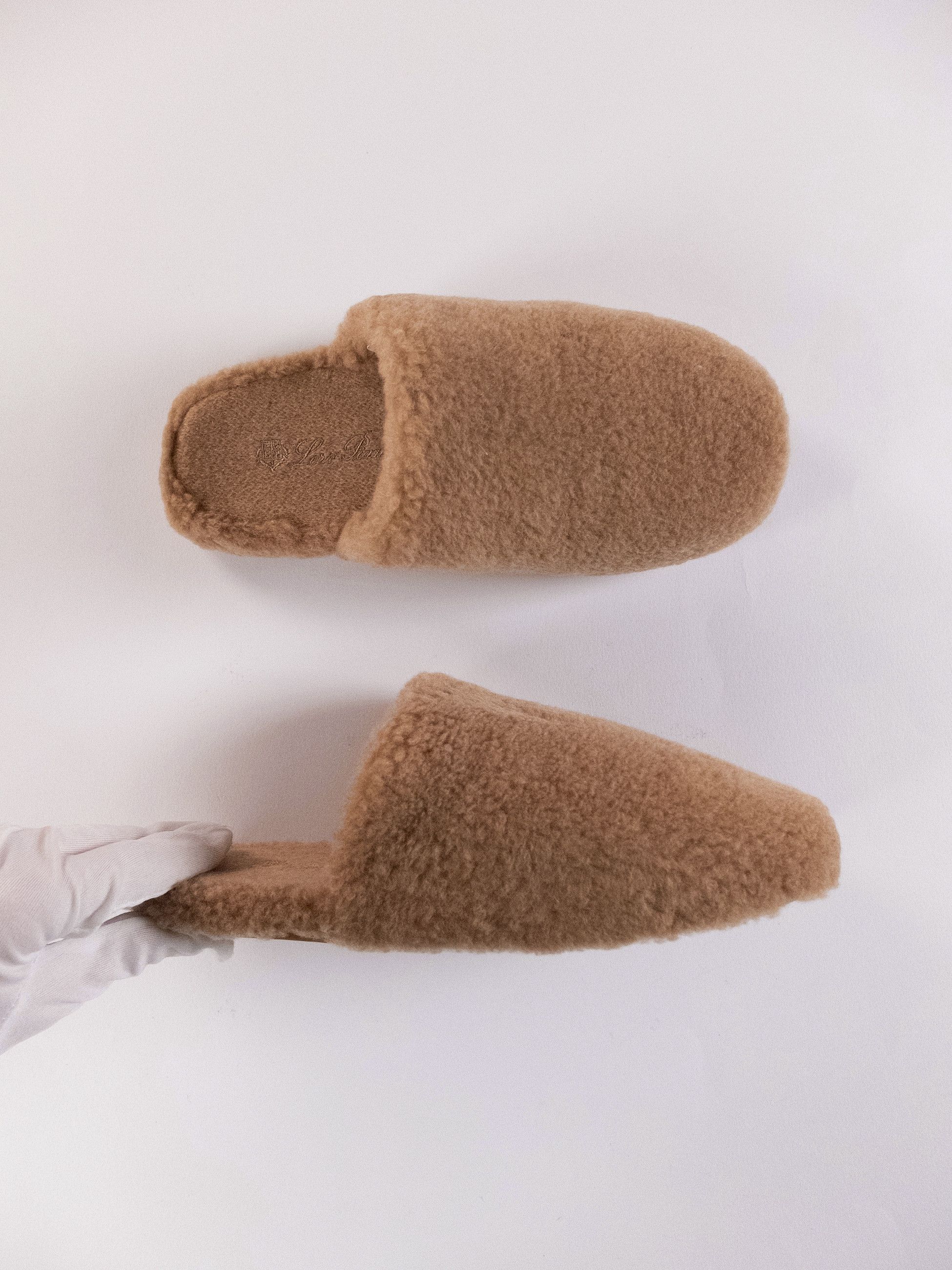 Loro Piana LORO PIANA Wintercozy cashfur beige cashmere slippers Size US 8 / IT 38 - 1 Thumbnail