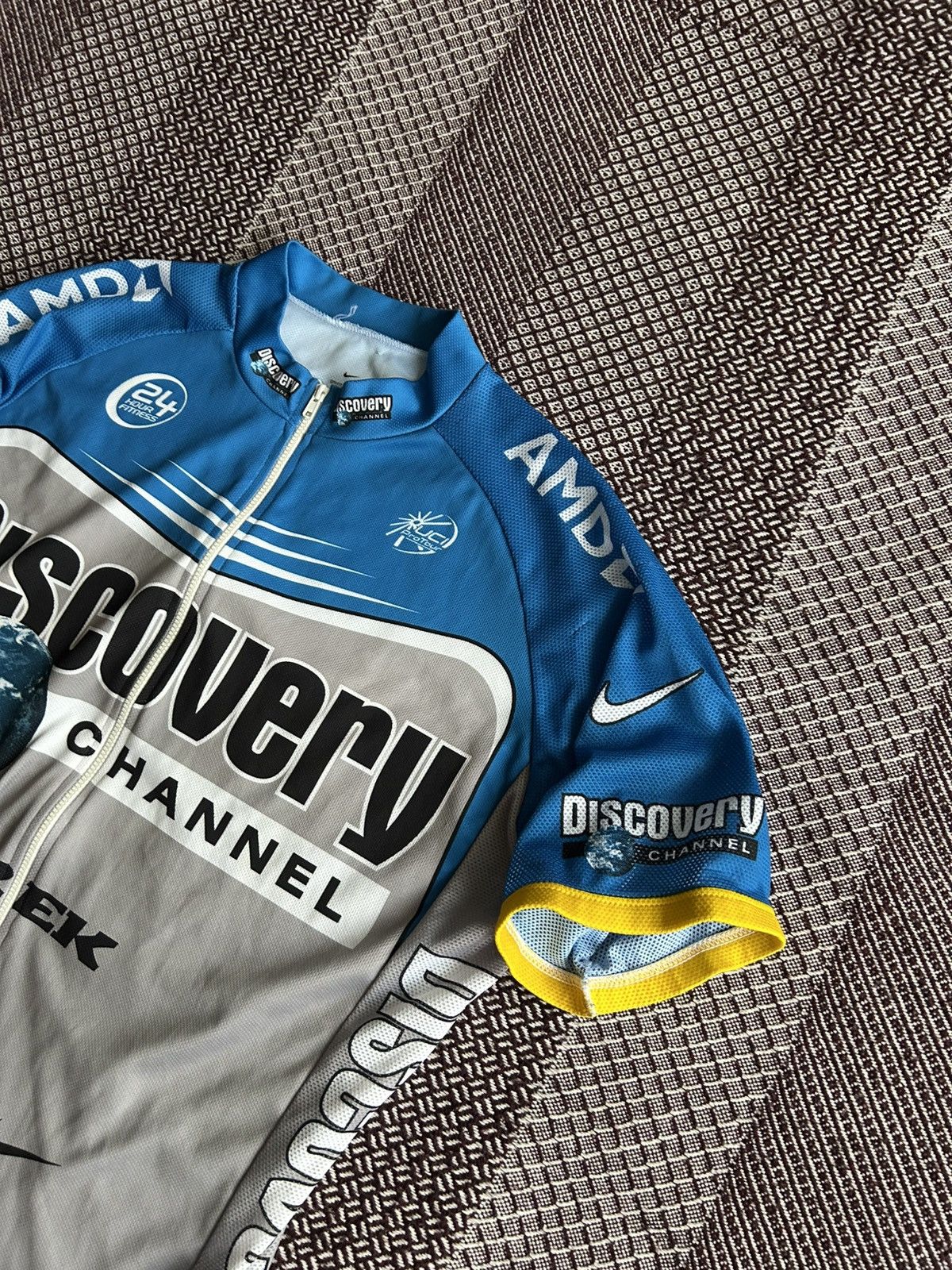 Nike Vintage Nike Discovery Channel Cycling Jersey Mens Size XL Size US XL / EU 56 / 4 - 5 Thumbnail