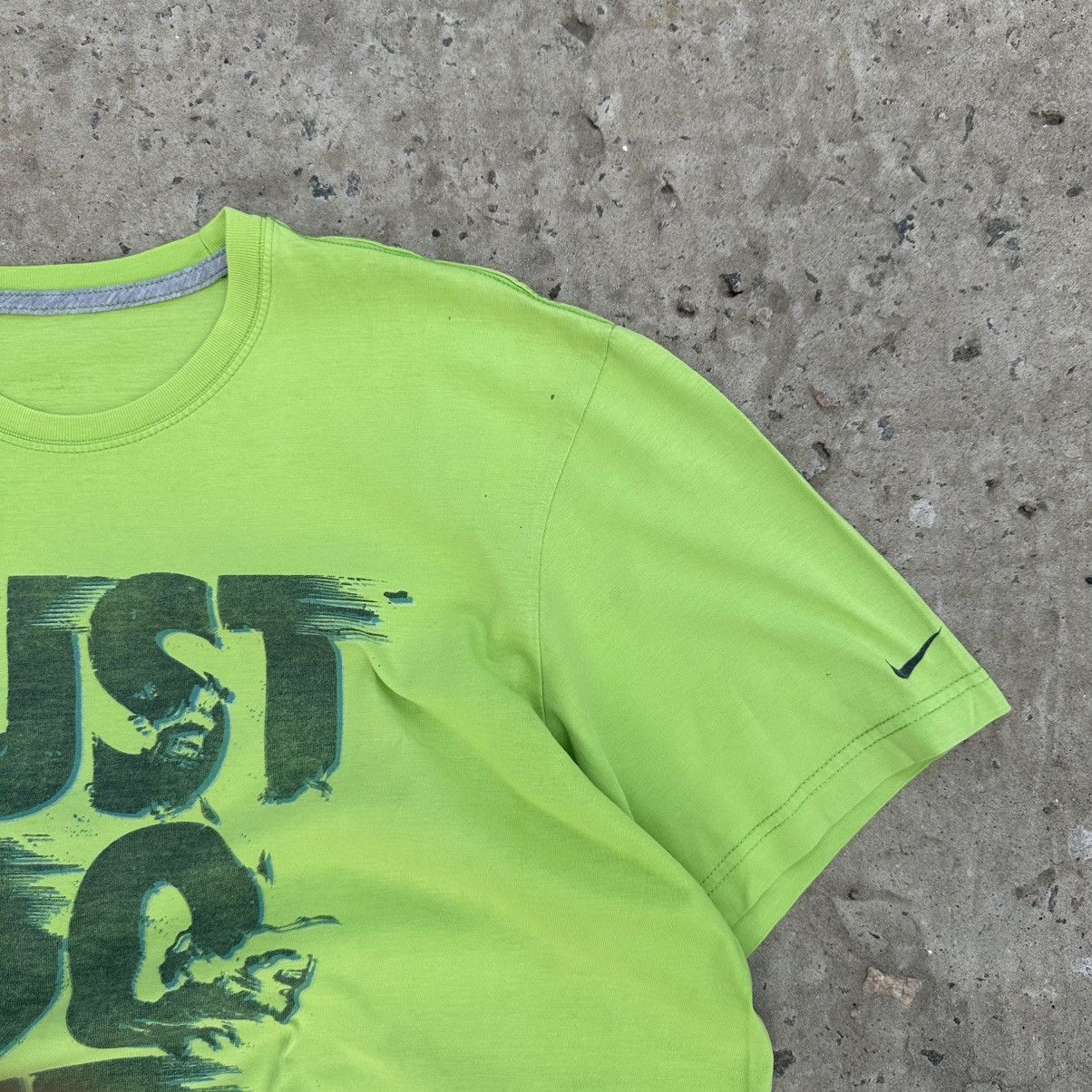 Nike Vintage Japanese Style Nike Just Do It T-shirts Big Logo Y2K Size US XL / EU 56 / 4 - 4 Thumbnail