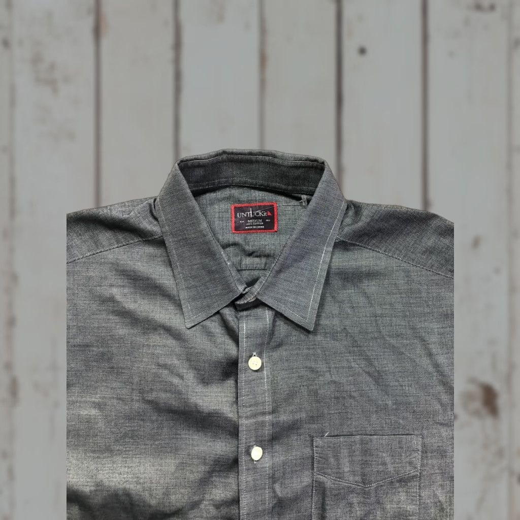UNTUCKit UNTUCKit Shirt Mens M Gray Chambray Cotton Long Sleeve Button Up Casual Size US M / EU 48-50 / 2 - 1 Thumbnail