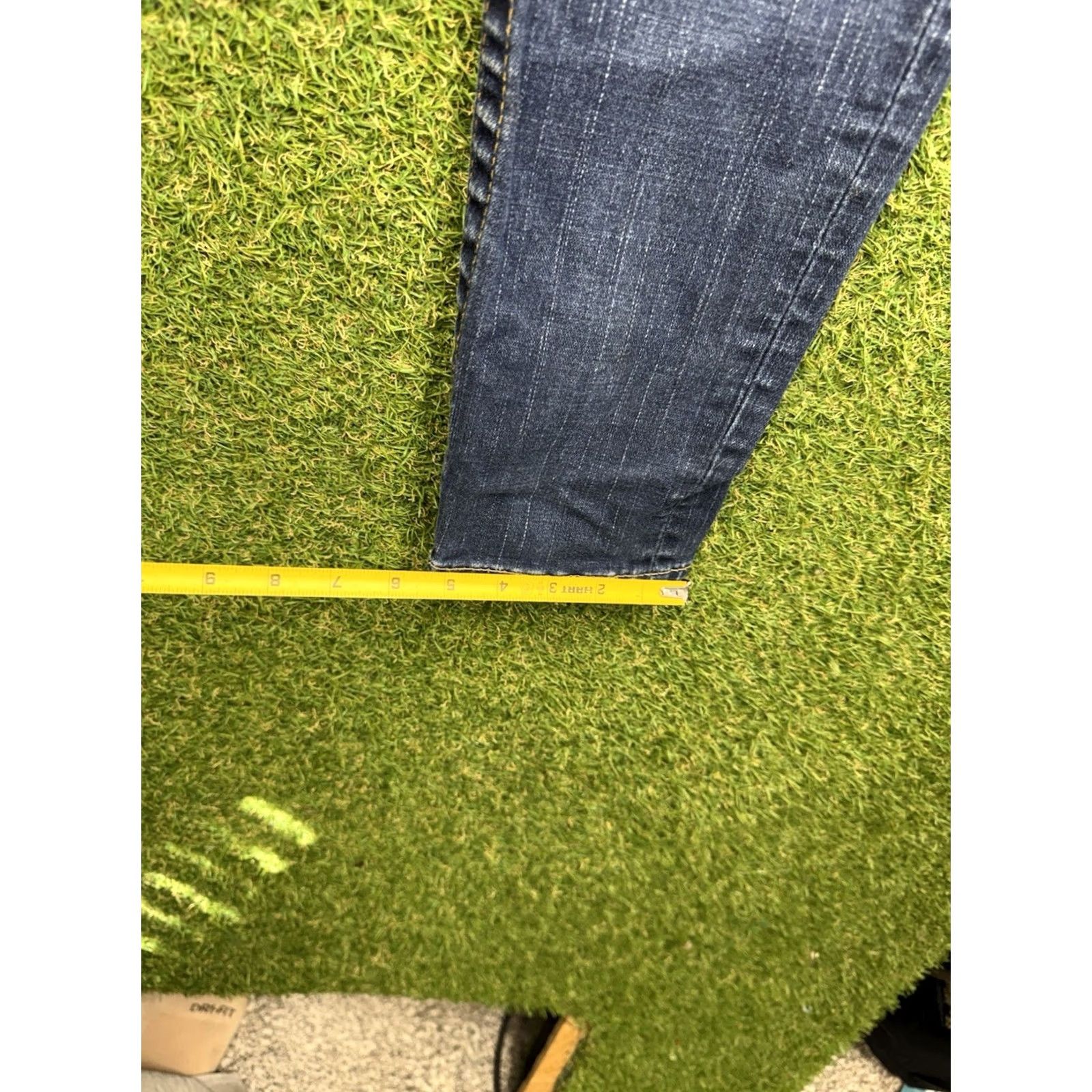 True Religion True Religion Jeans Womens 30 Halle Mid Rise Skinny Dark Wash Denim Casual Belt Loops 5-Pocket Design Blue Regular Size Type Jeans Womens Size 30" / US 8 / IT 44 - 6 Thumbnail