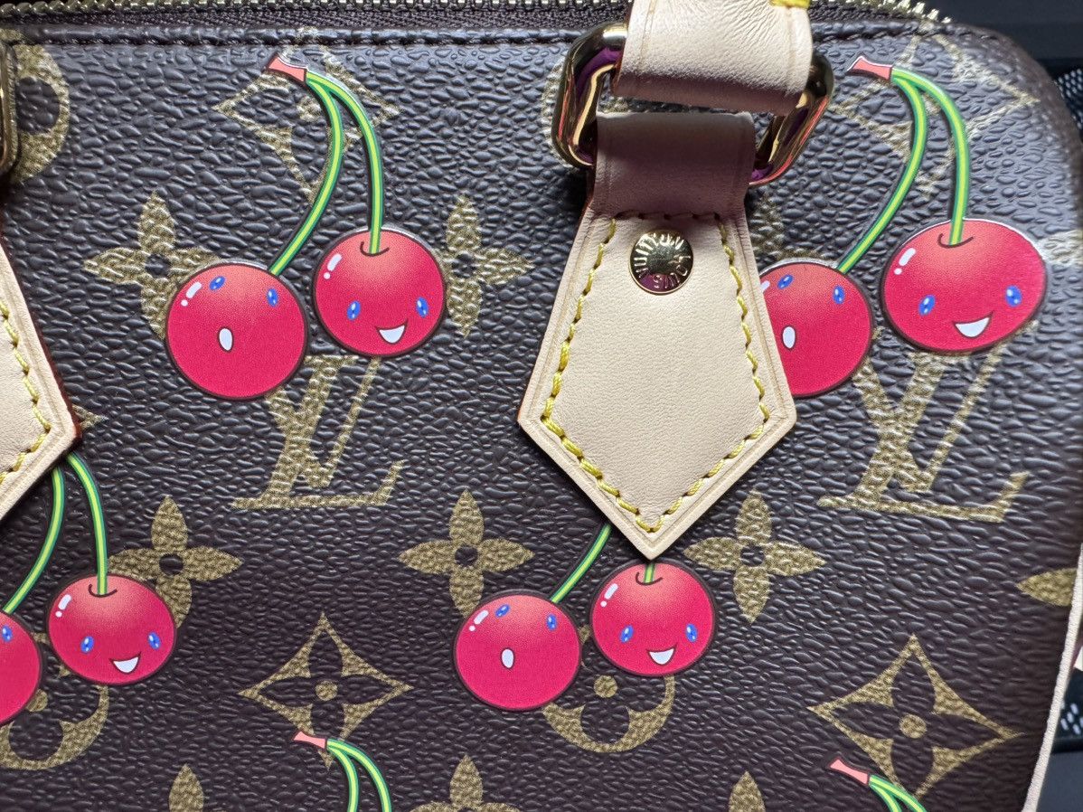 Louis Vuitton × Takashi Murakami Louis Vuitton x TM 2025 Cherry 🍒 Speedy 20 Bandouliere ⭐️ Size ONE SIZE - 5 Thumbnail