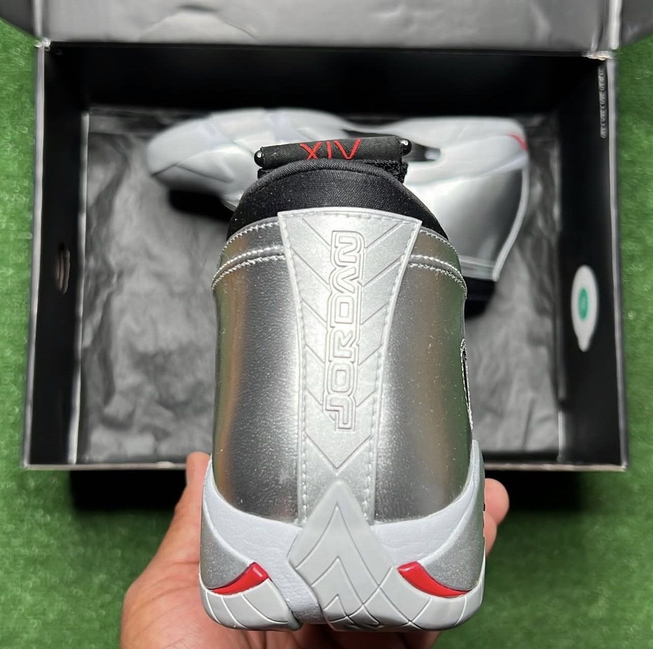 Jordan Brand Air Jordan 14 Retro Low WMNS ‘Metallic Silver’ Size US 8 / IT 38 - 5 Thumbnail