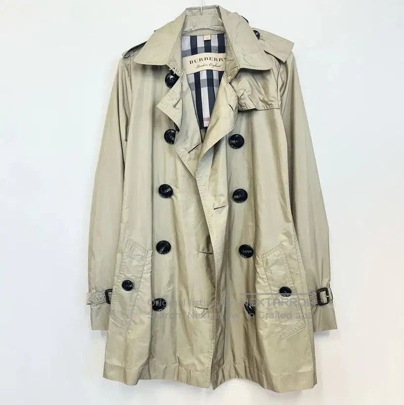 Burberry Burberry Khaki Women's Trench Coat S Size. Size S / US 4 / IT 40 - 1 Thumbnail