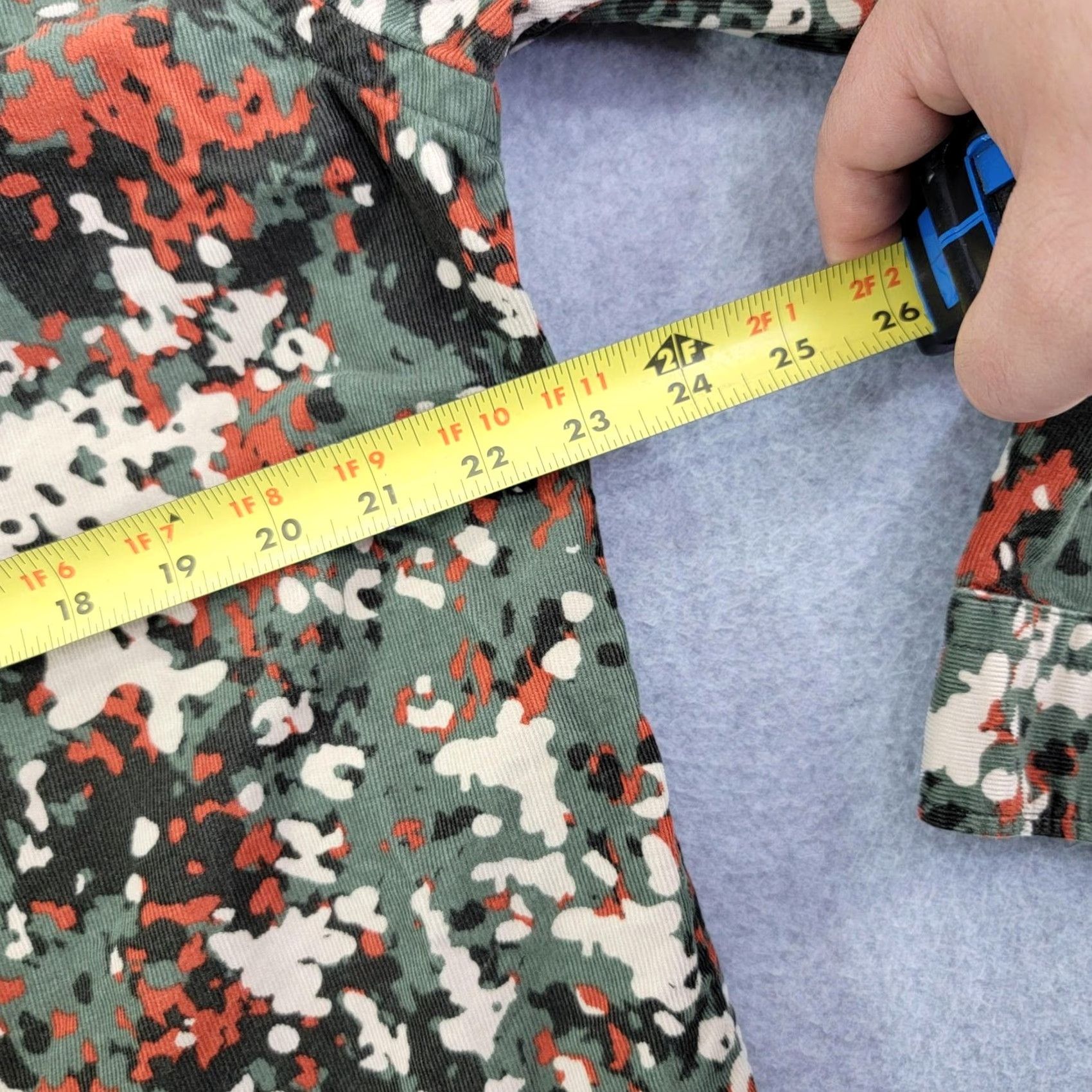 Levi's Levis Shirt Mens Large Multicolor Camouflage Corduroy Long Sleeve Button-Up Relaxed Size US L / EU 52-54 / 3 - 6 Thumbnail