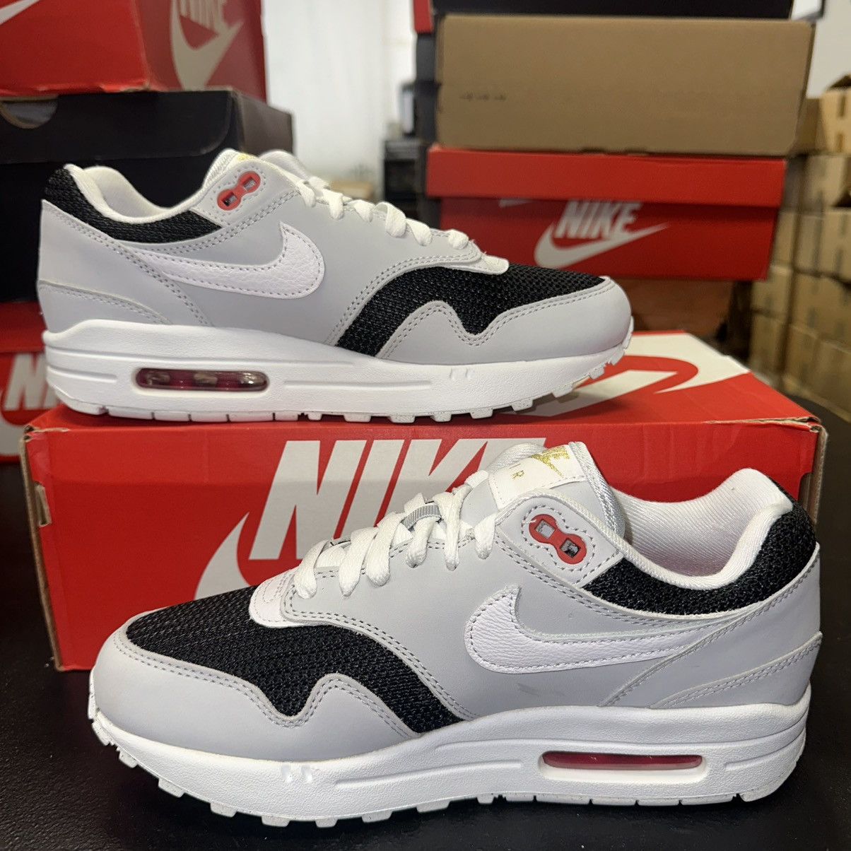 Nike Size 6 - Nike Air Max 1 PRM Urawa Pure Platinum FD9081-001 Size US 6 / EU 39 - 2 Thumbnail
