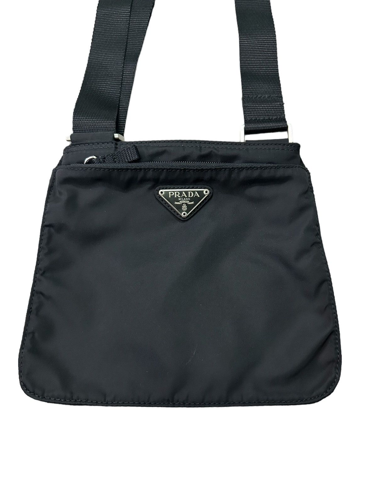 Prada AUTHENTIC VINTAGE PRADA B7372 BLACK NYLON CROSSBODY BAG Size ONE SIZE - 2 Thumbnail
