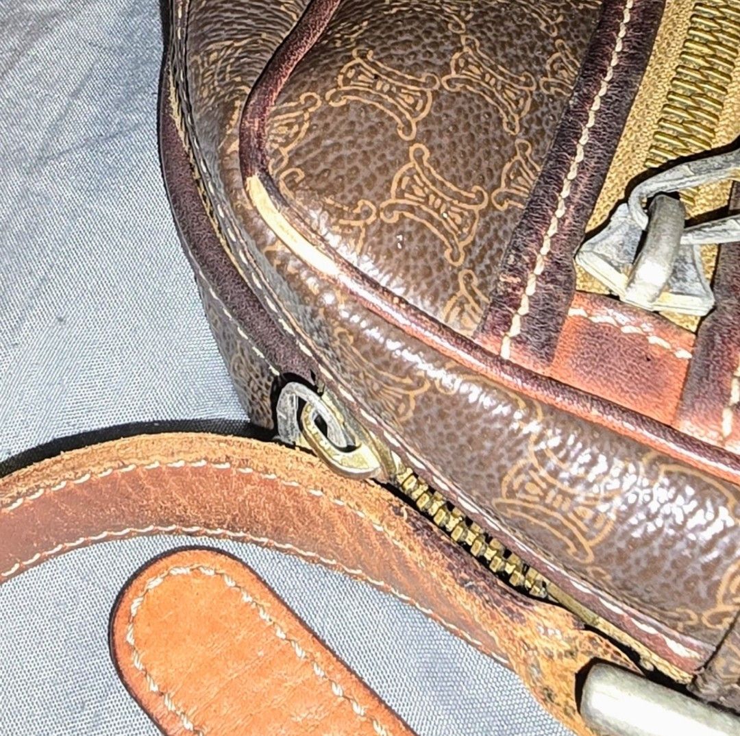 Celine Authentic Vintage Celine Brown Leather Macadam Crossbody Size ONE SIZE - 4 Thumbnail