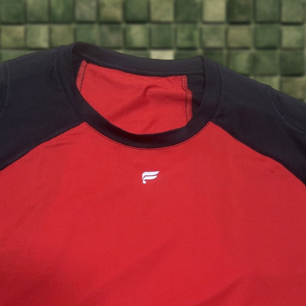 Fabletics Fabletics T Shirt Mens XL Extra Large Red Black Size US XL / EU 56 / 4 - 1 Thumbnail