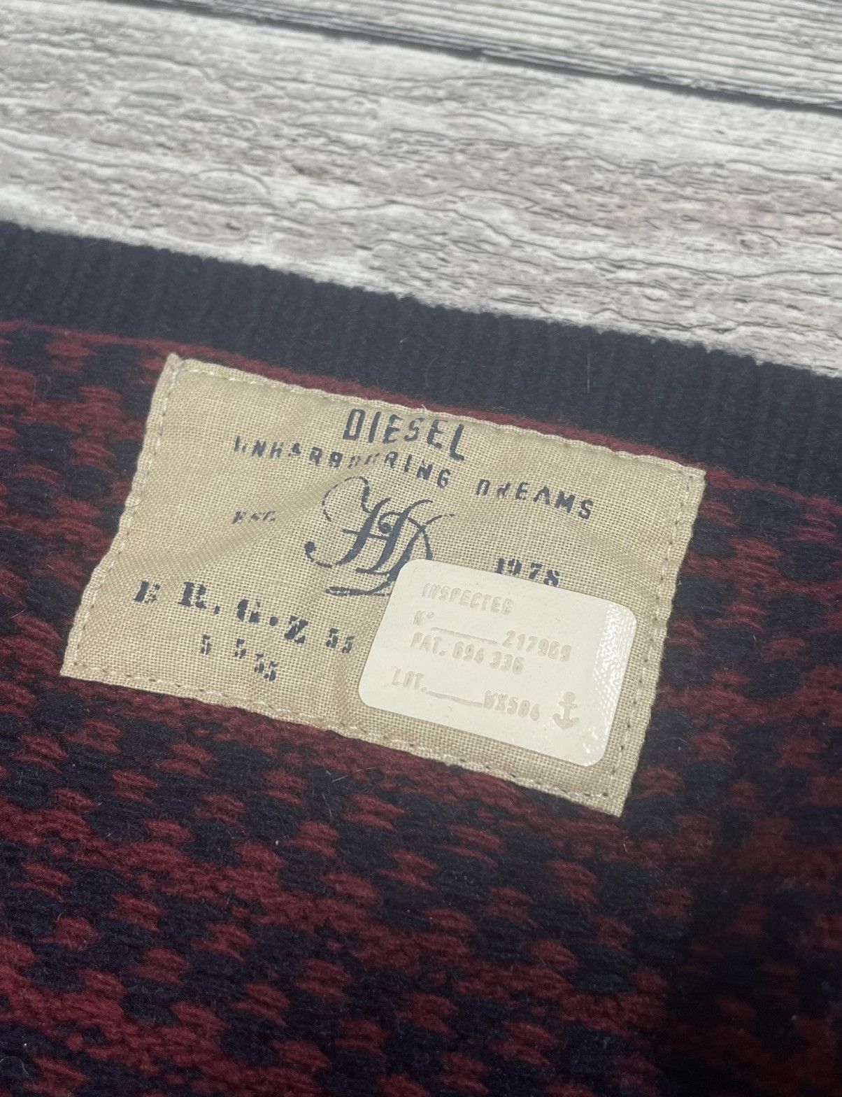 Diesel Vintage Diesel Geometric Wool Abstract Printed Sweater 2000s Size US M / EU 48-50 / 2 - 7 Thumbnail
