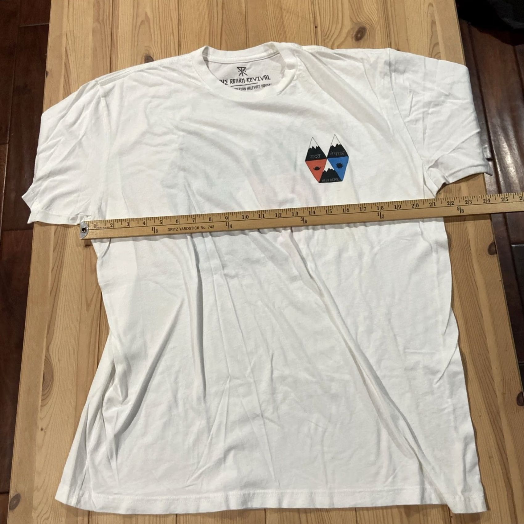 Roark Roark Roark Revival T Shirt Mens XL White Short Sleeve Mizu Hardwear Gorp Nepal Help Mizu Hardwear Mens XL White Roark Revival T Shirt Size US XL / EU 56 / 4 - 6 Thumbnail