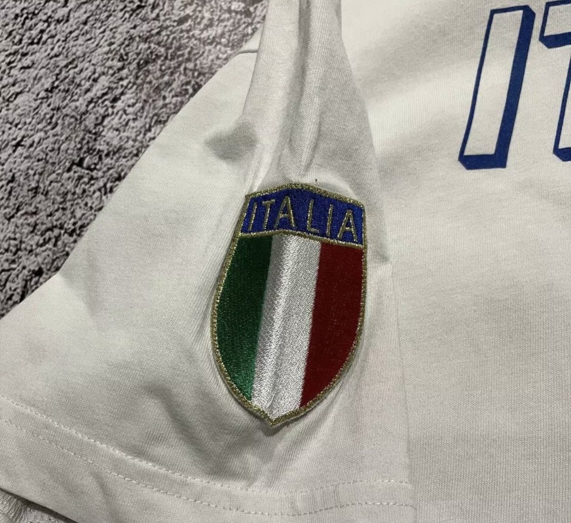 Adidas × Vintage Adidas Italy Retro T-Shirt Soccer Football Size L Size US L / EU 52-54 / 3 - 5 Thumbnail