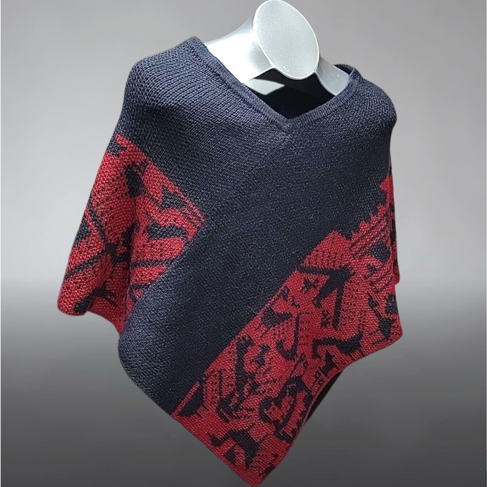 Vintage VINTAGE Suri Bolivia Cape Women M Red 100% Alpaca Wool Knit Tribal Poncho Wrap Sweater Wool Knit's Animal Print Casual Womens Size M / US 6-8 / IT 42-44 - 2 Thumbnail