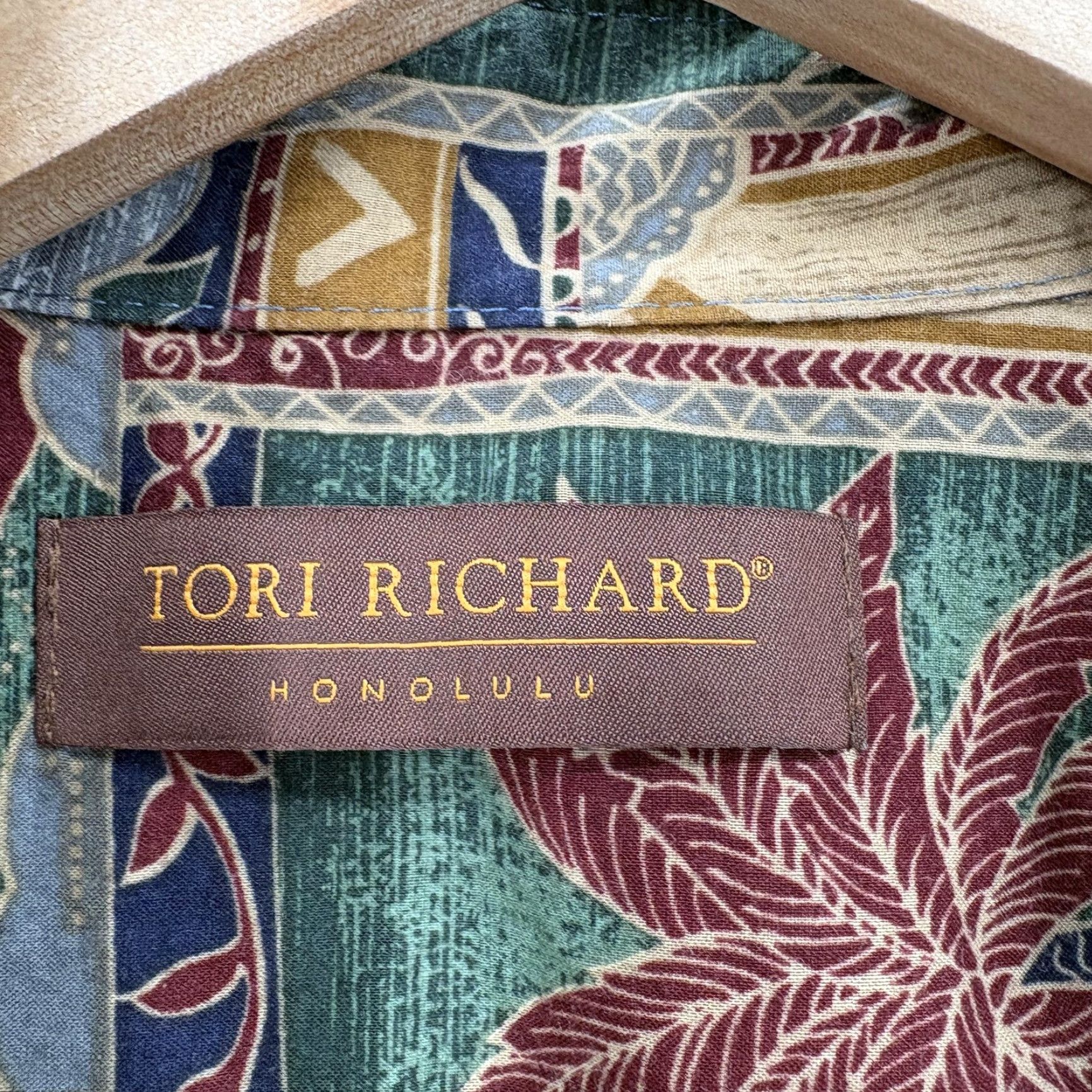 Tori Richard VINTAGE Tori Richard Shirt Mens XL Blue Hawaiian Turtle Fish Camp Made USA 90s Size US XL / EU 56 / 4 - 3 Thumbnail
