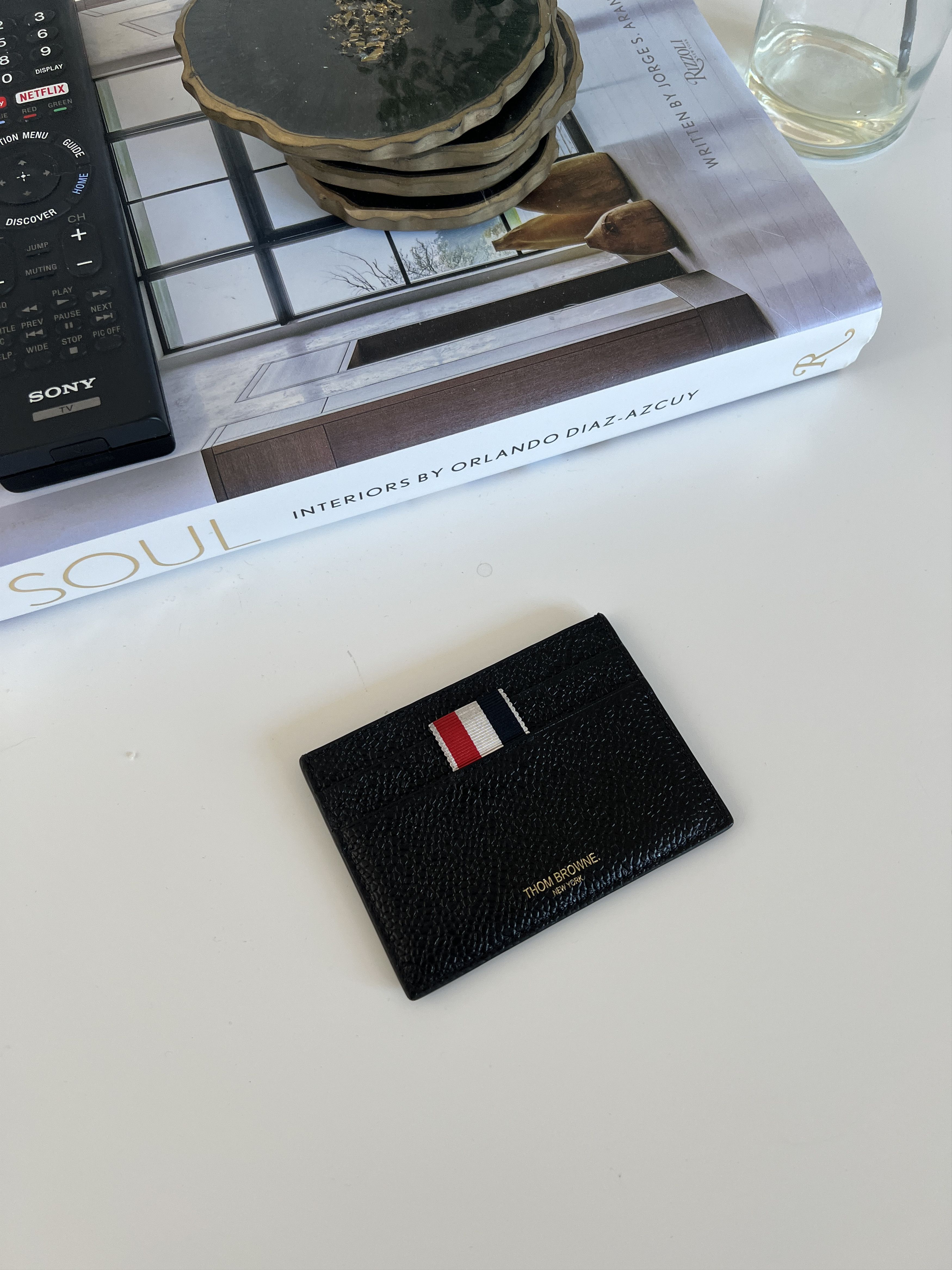 Thom Browne Black Pebble Grain Leather Debossed 4-Bar Single Card Holder Size ONE SIZE - 3 Thumbnail