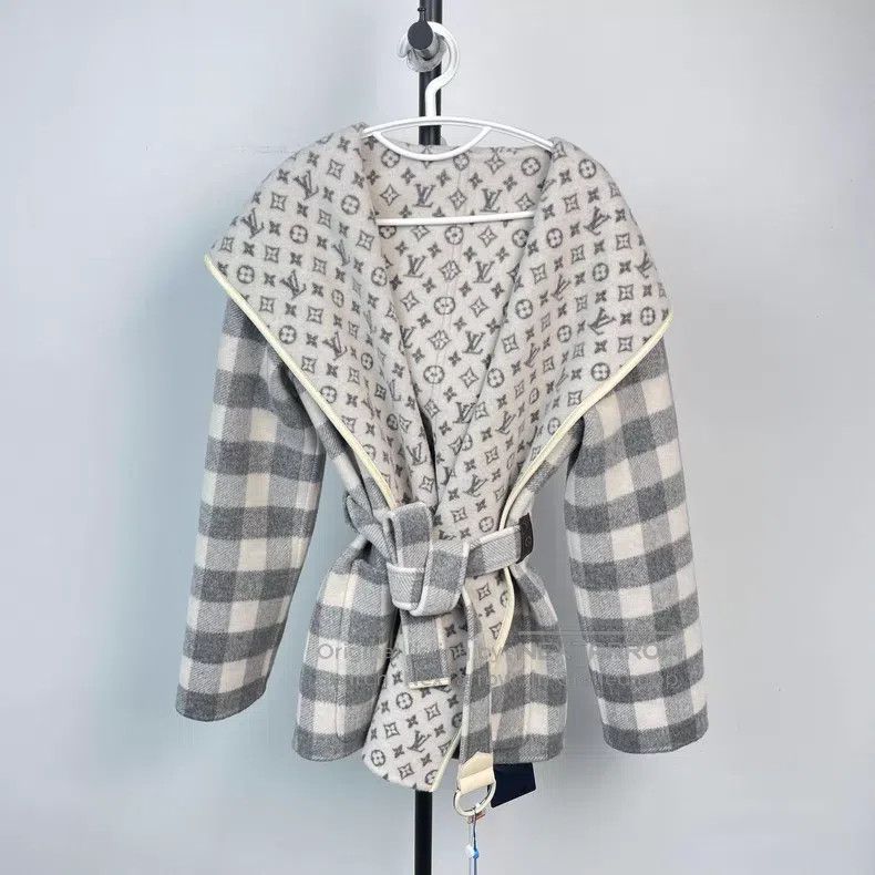 Louis Vuitton Louis Vuitton SS26 Light Off-White Full-Print Checkerboard Size XS / US 0-2 / IT 36-38 - 1 Thumbnail