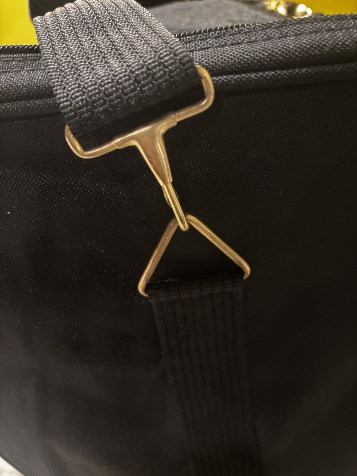 Other Black Duffel Bag Size ONE SIZE - 4 Thumbnail