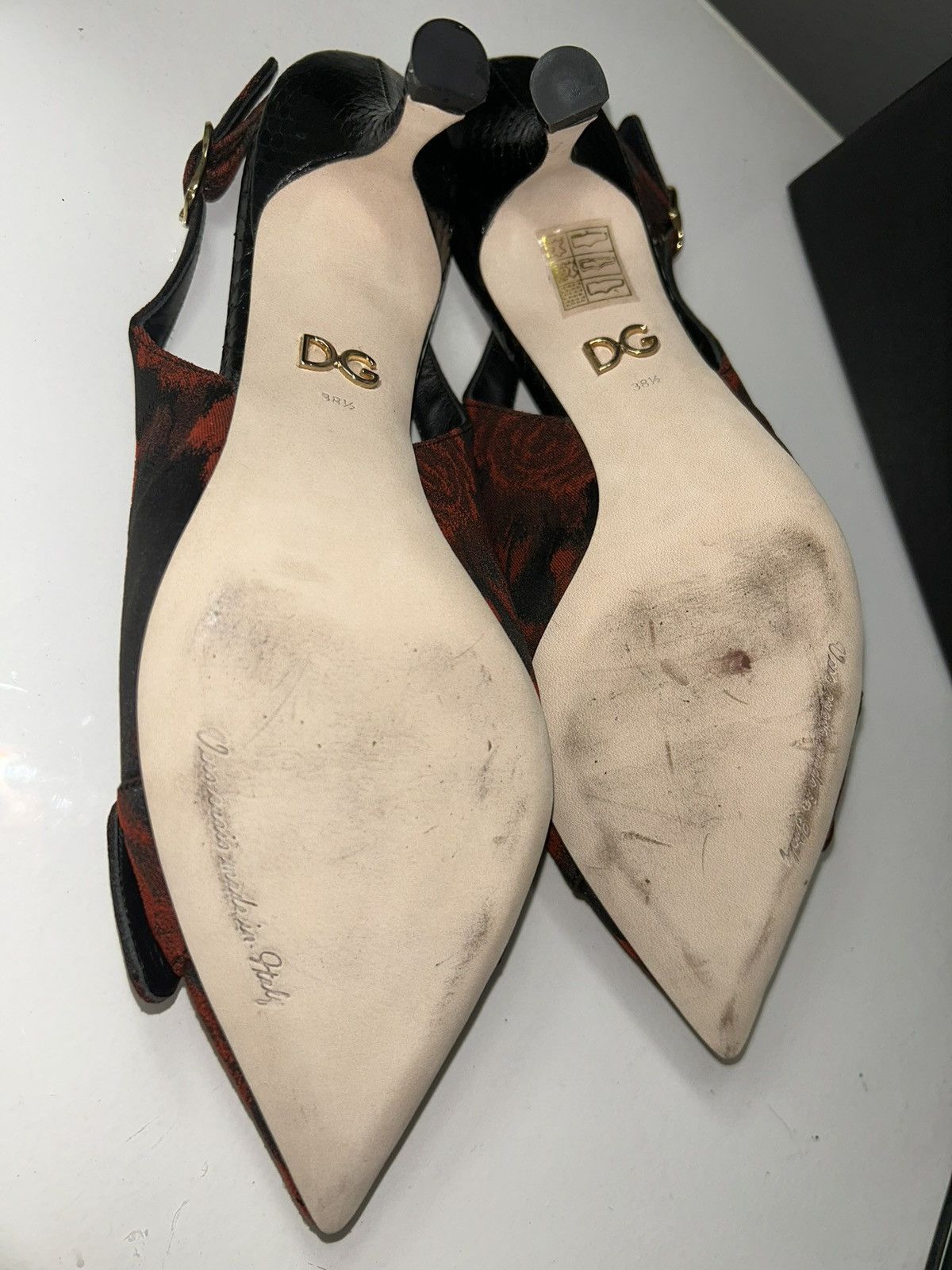 Dolce & Gabbana Lori Jewel Buckle Floral Heels 38.5 (US W8)