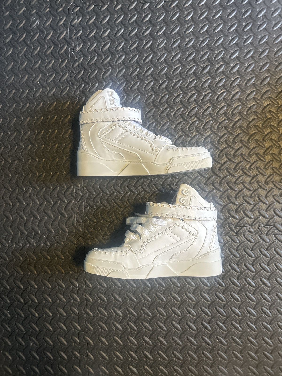 Givenchy Givenchy hi-top sneakers Size US 11.5 / EU 44-45 - 2 Thumbnail