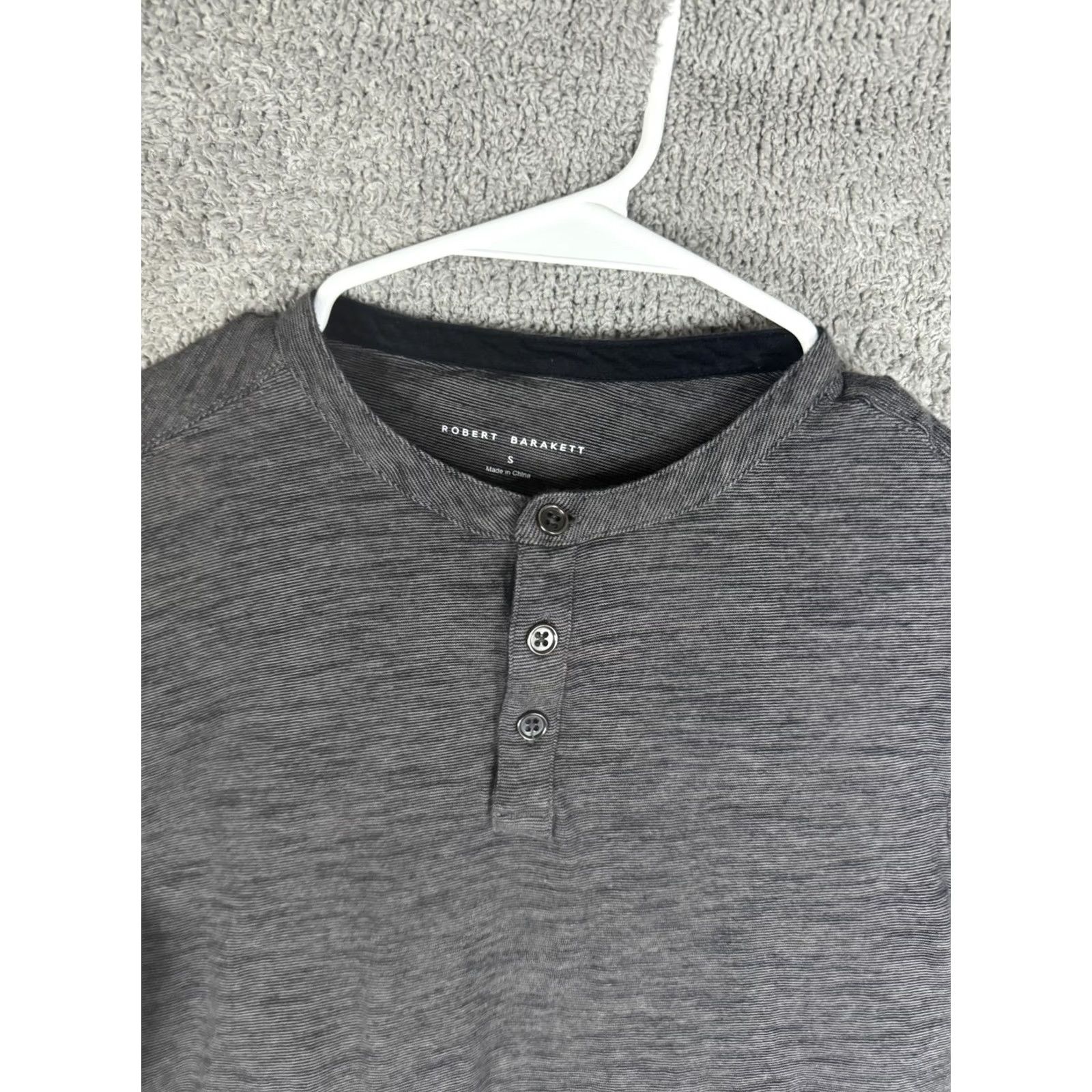 Vintage Robert Barakett Shirt Mens Small Gray Henley Long Sleeve Casual Tee Top Size US S / EU 44-46 / 1 - 4 Thumbnail