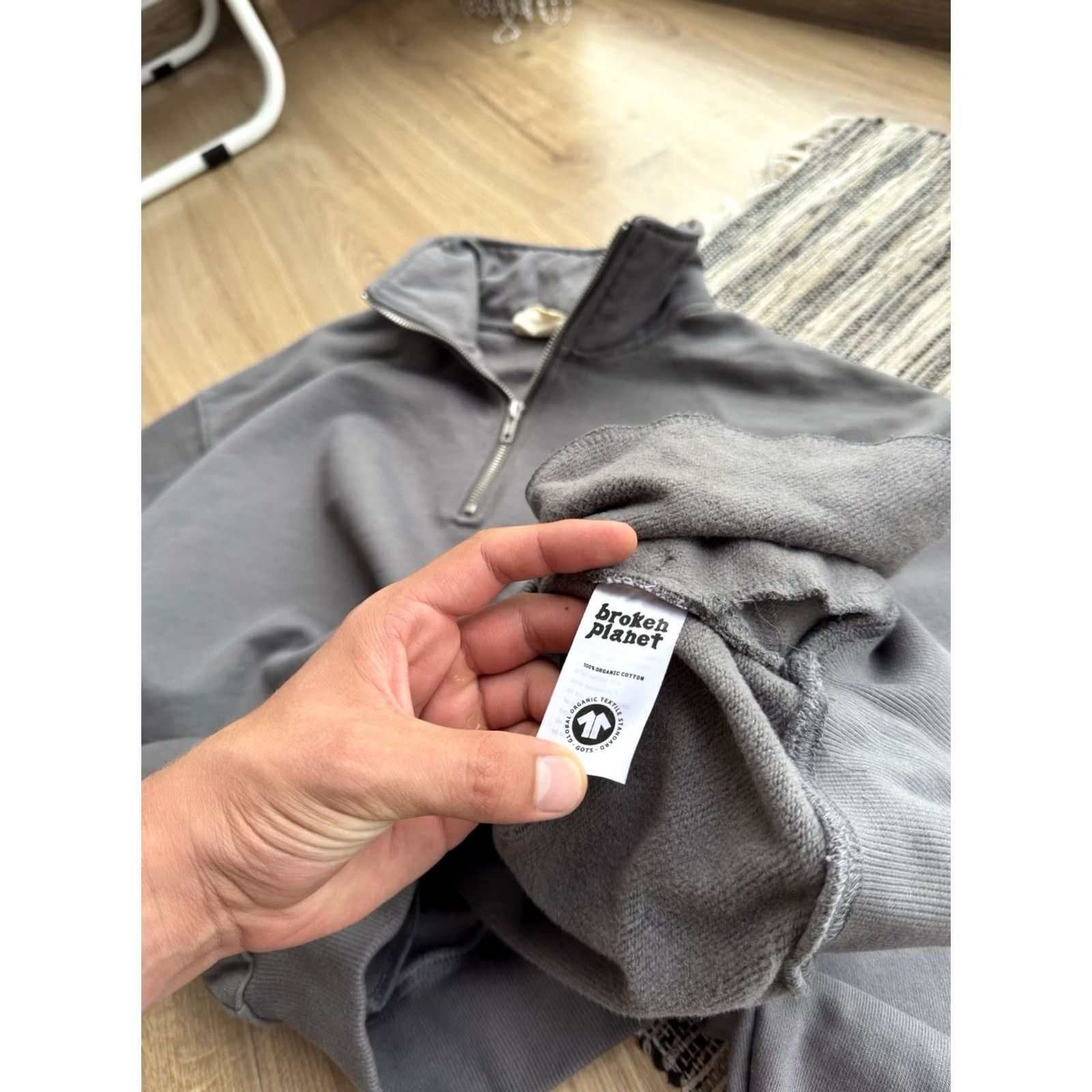 Broken Planet Broken Planet Shirt Mens M Gray Shadow Zip Sweatshirt Grey Size MediumOversized Boxy Fit Size US M / EU 48-50 / 2 - 6 Thumbnail