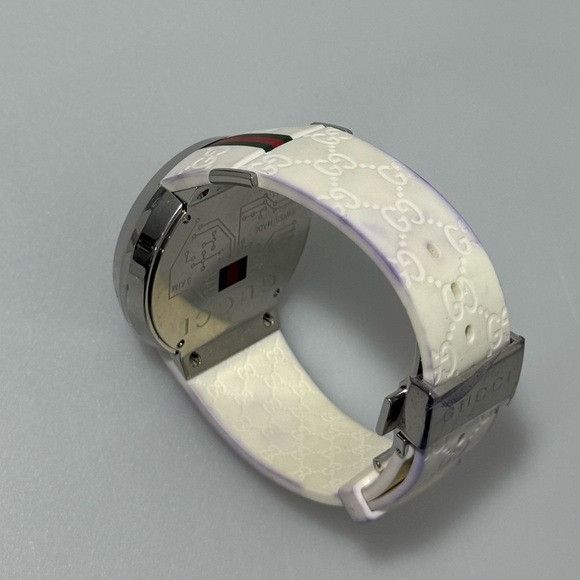 Gucci Gucci Striped White Rubber Digital Watch YA114214 Size ONE SIZE - 2 Thumbnail