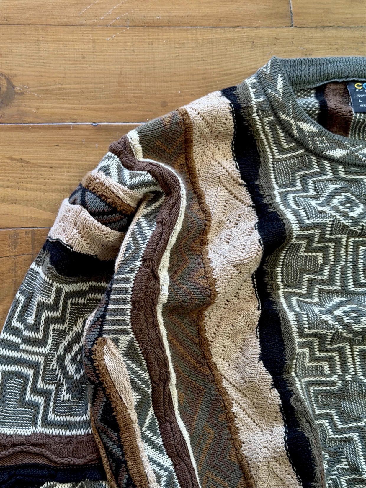 Coogi RARE VINTAGE COOGI 3D KNIT Size US L / EU 52-54 / 3 - 3 Thumbnail