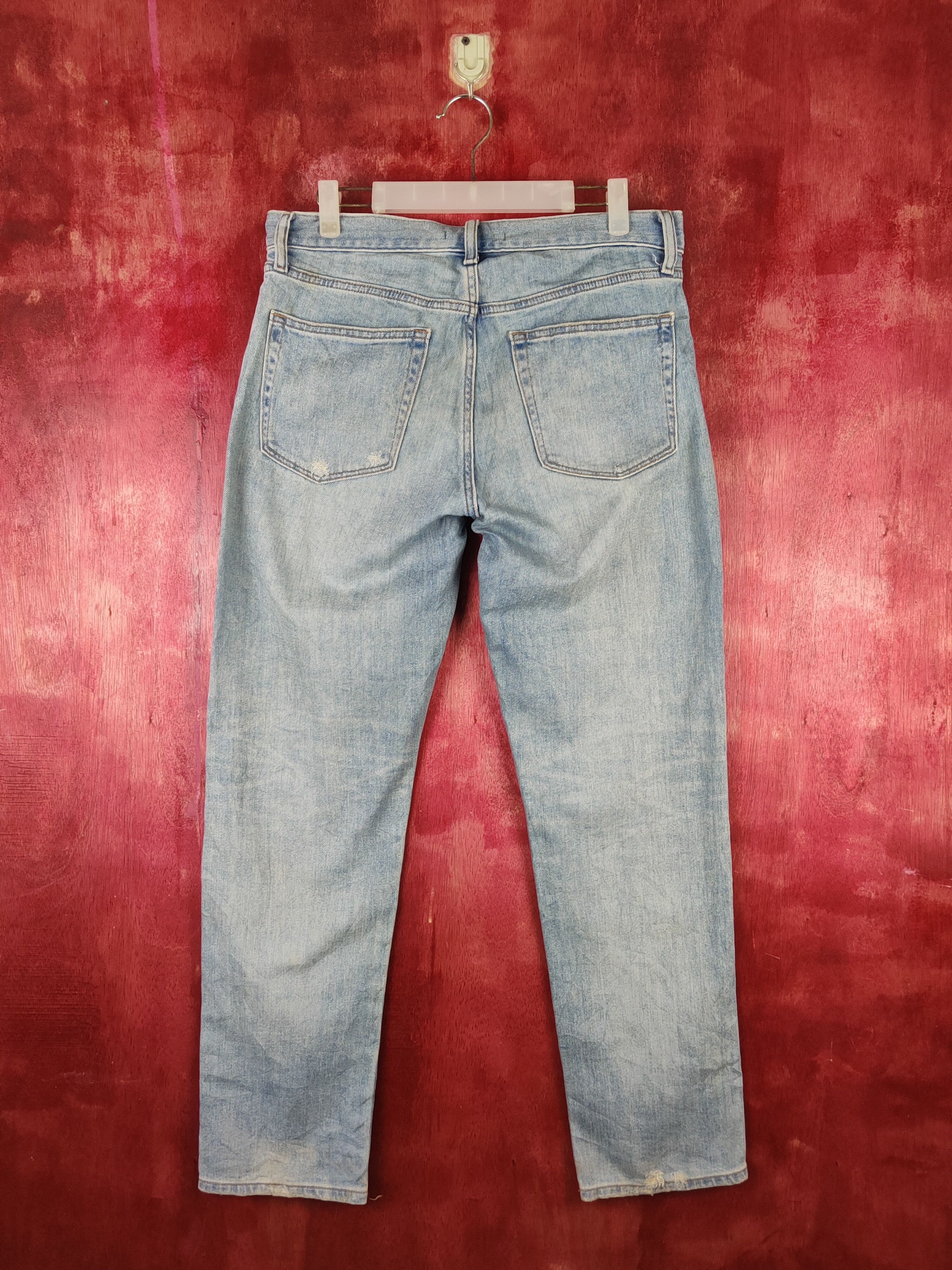 Japanese Brand Uniqlo Blue Faded Distressed Ripped Jeans #S1658 Size US 32 / EU 48 - 7 Thumbnail