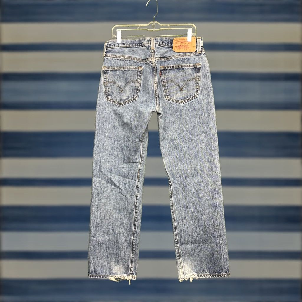 Levi's Levi's 501 Jeans Mens 34x30 Straight Denim Cotton Button Fly Work Regular Blue 5-Pocket Style Classic USA Size US 34 / EU 50 - 1 Thumbnail