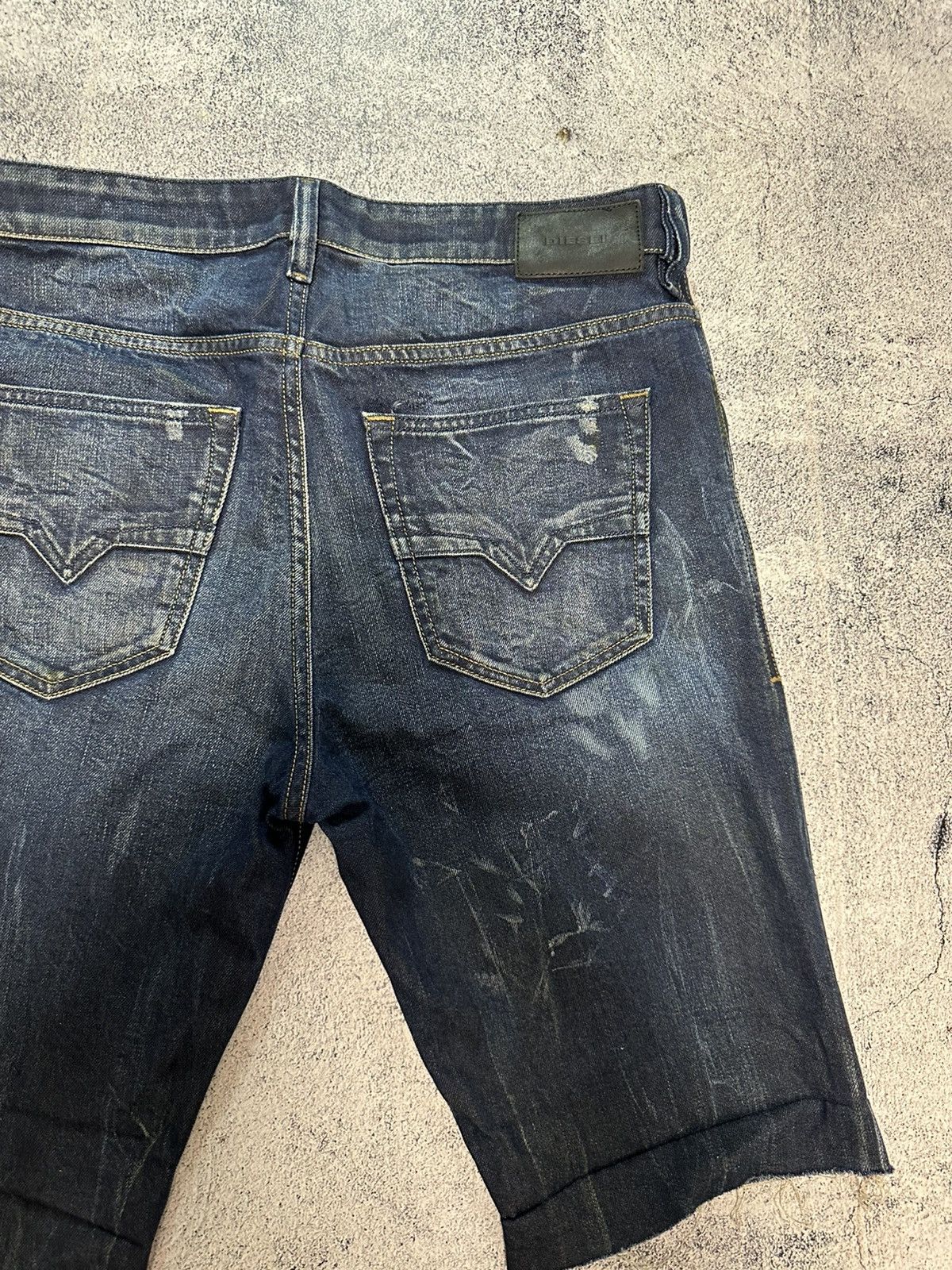 Diesel Vintage Diesel Cowhide Denim Shorts Made in Italy Size US 31 - 12 Thumbnail