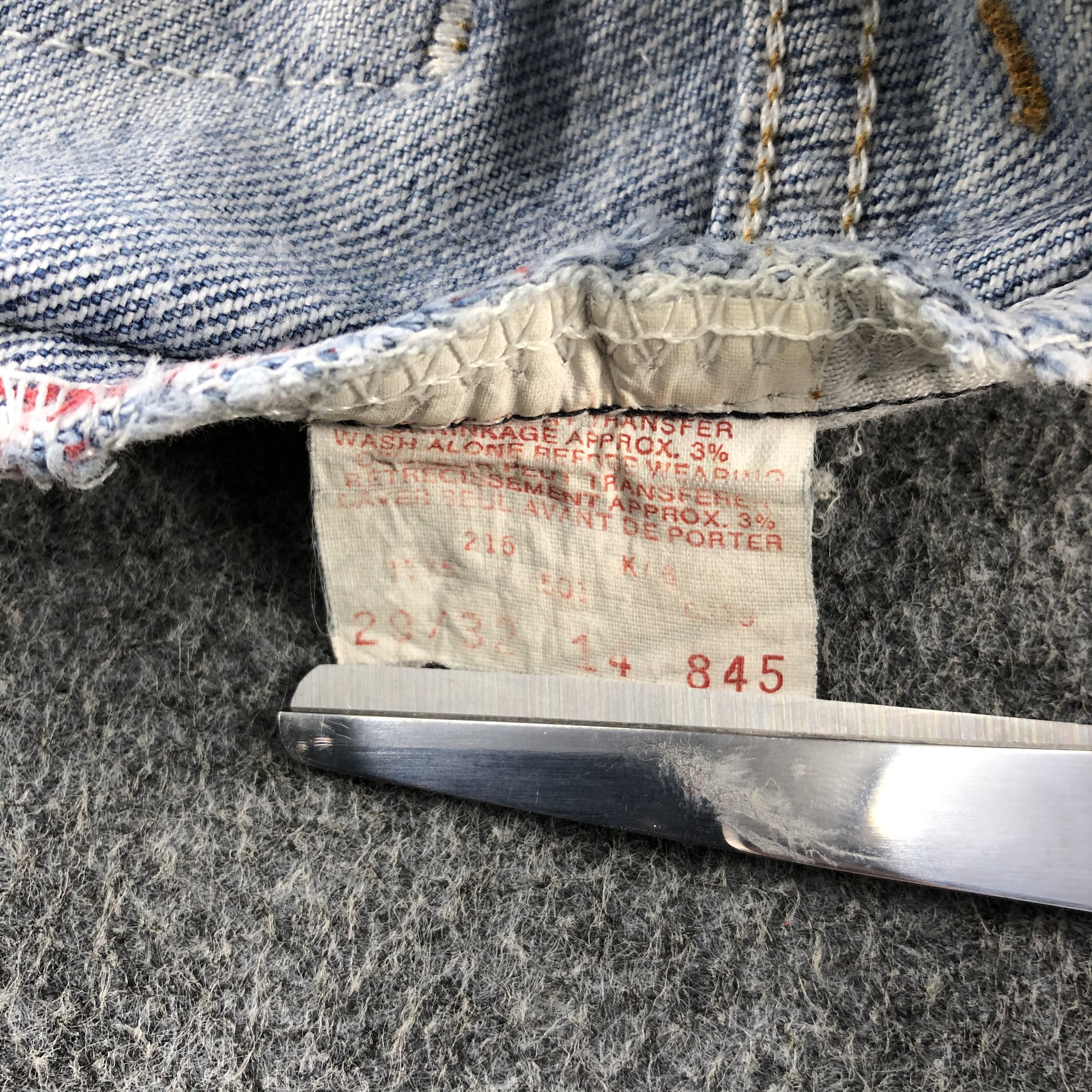 Levi's × Vintage Vintage 90s Distress Blue Wash Levis 501 Jeans-JM1567 Size US 28 / EU 44 - 10 Thumbnail