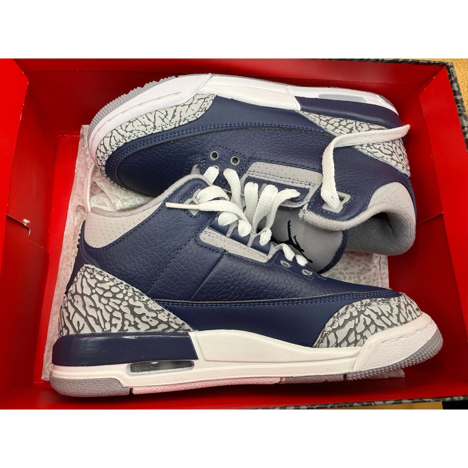 Jordan Brand Jordan 3 Georgetown Size 4 Size US 5 / EU 37 - 1 Thumbnail