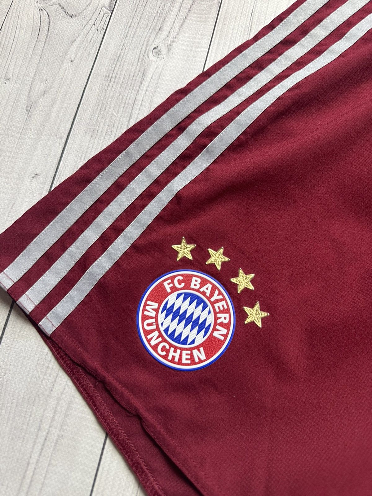 Adidas Adidas Bayern Munich soccer shorts 27 Alaba size M Size US 32 / EU 48 - 2 Thumbnail